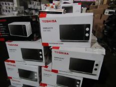 | 5X | TOSHIBA MICROWAVE OVEN | UNCHECKED | NO ONLINE RESALE | RRP œ70 | TOTAL LOT RRP œ350 | LOAD