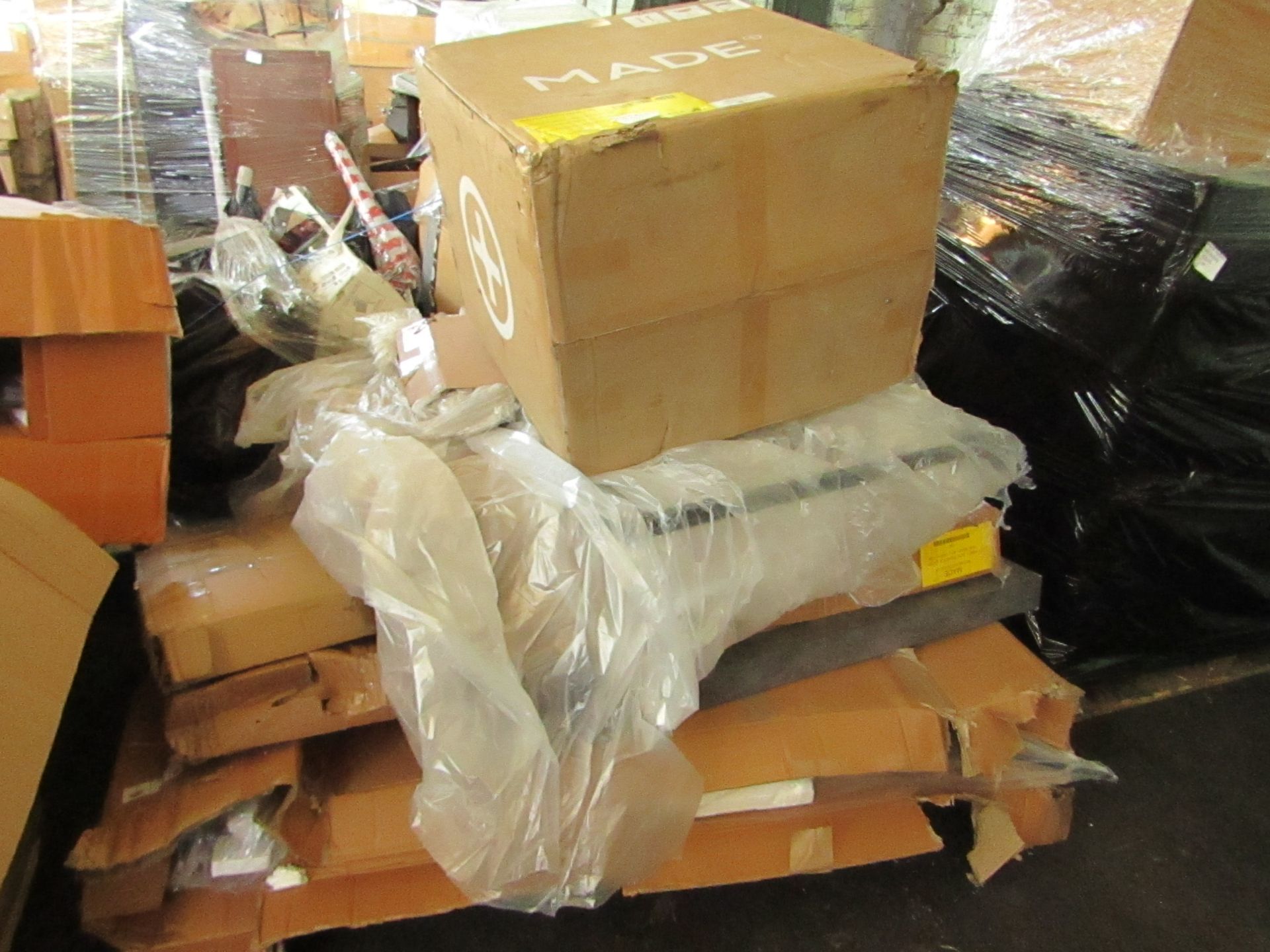 | 1X | PALLET OF FAULTY / MISSING PARTS / DAMAGED CUSTOMER RETURNS MADE.COM STOCK UNMANIFESTED |