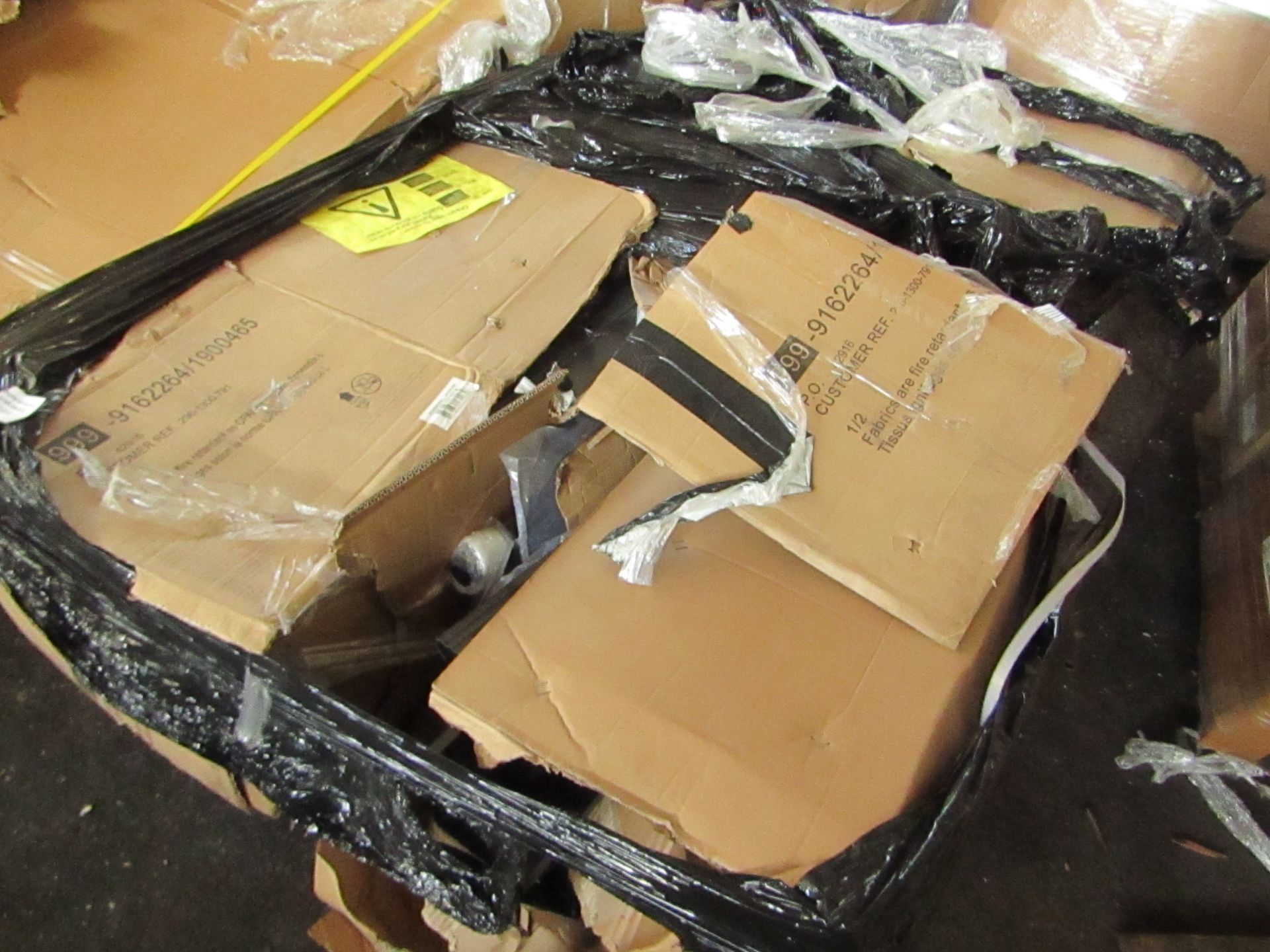 | 1X | PALLET OF FAULTY / MISSING PARTS / DAMAGED CUSTOMER RETURNS COX & COX STOCK UNMANIFESTED |