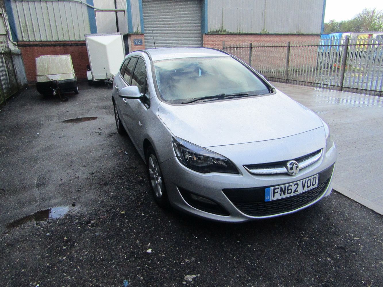 Vauxhall Astra Estate, Special 10% buyers Premium with new lower reserve