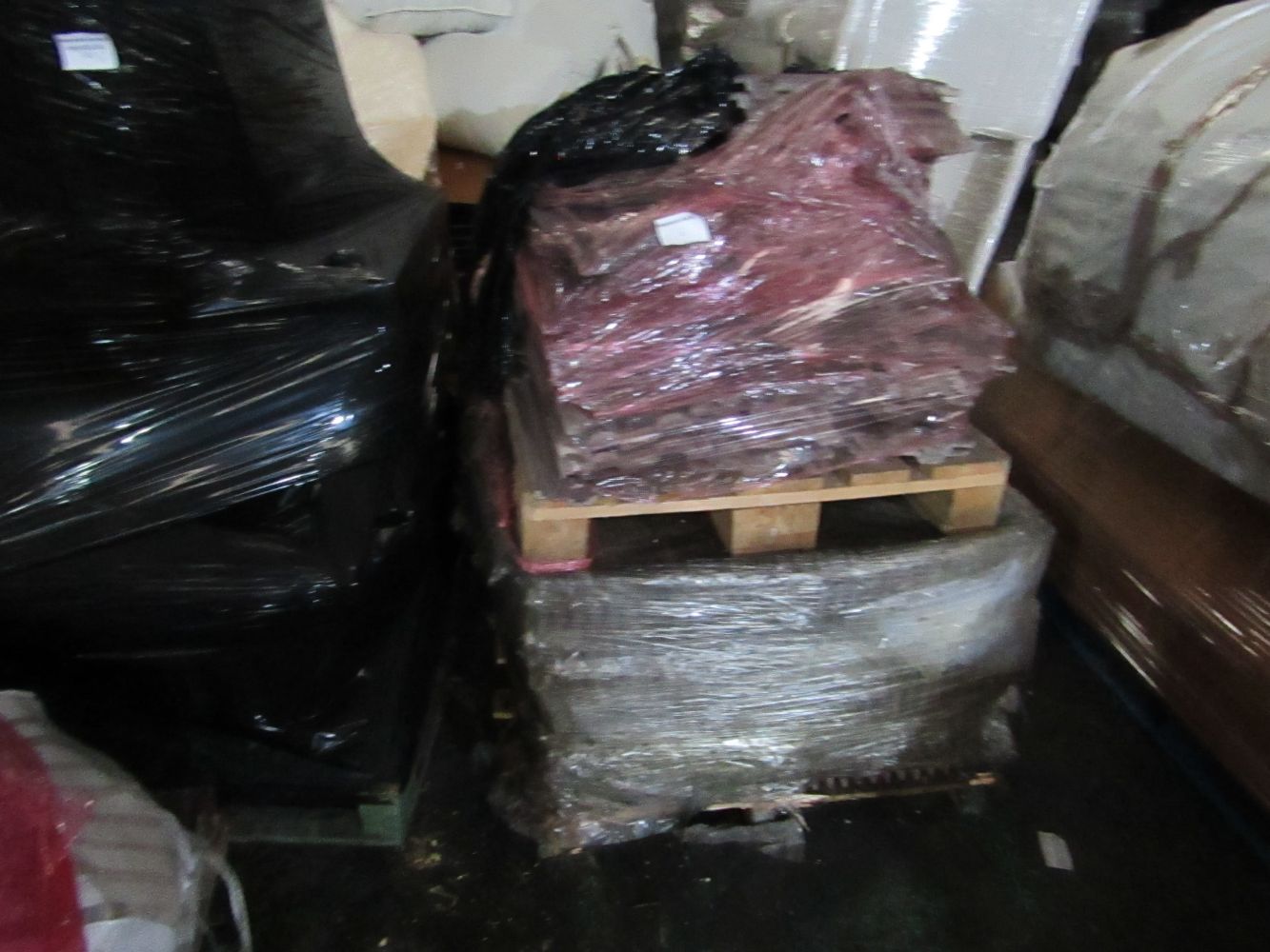 Pallets of Ex retail stock and Customer Returns, Some with £2 starting bid to clear!!