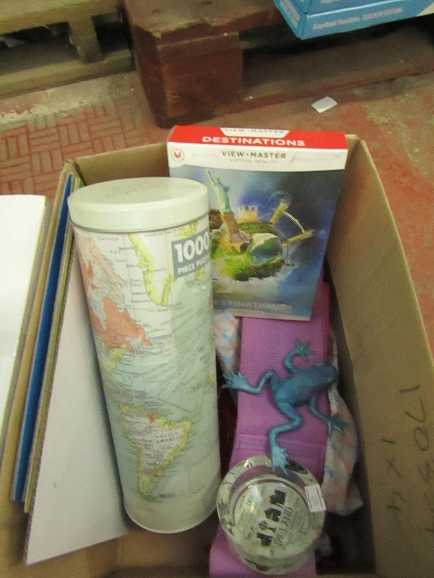 1x Small Box Containing Approx 4 Items Being : Puzzles, Ash Tray, Toys Etc.