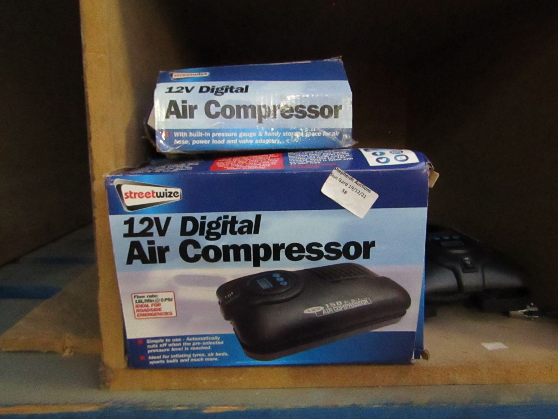 8x Streetwize 12v Digital Air Compressor, Unchecked & Boxed.