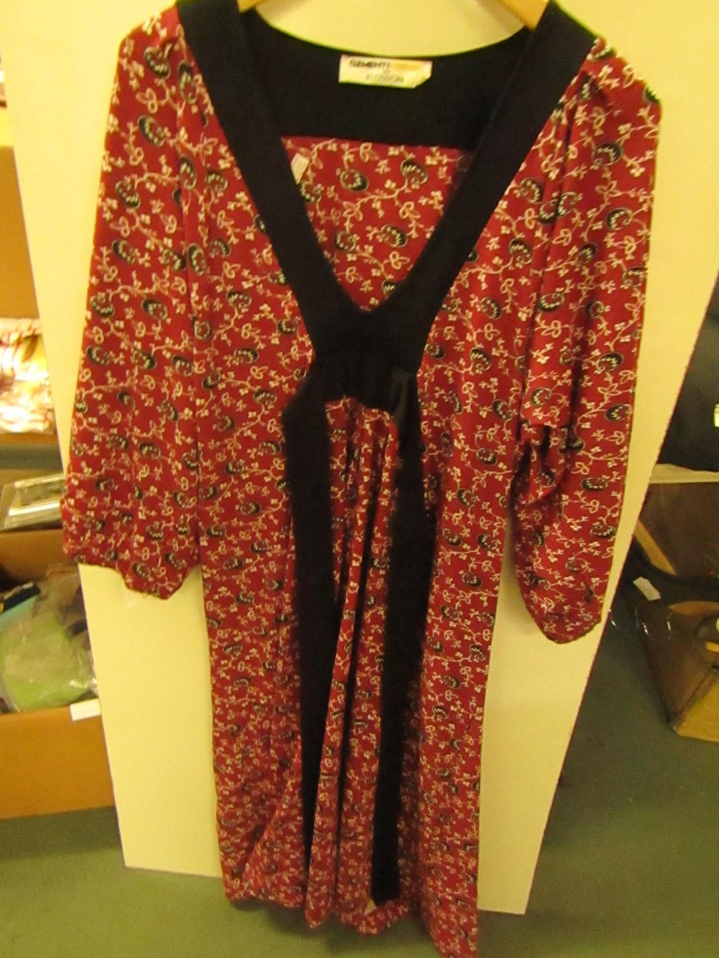 Clements Blossom Dress Size S Looks Unworn