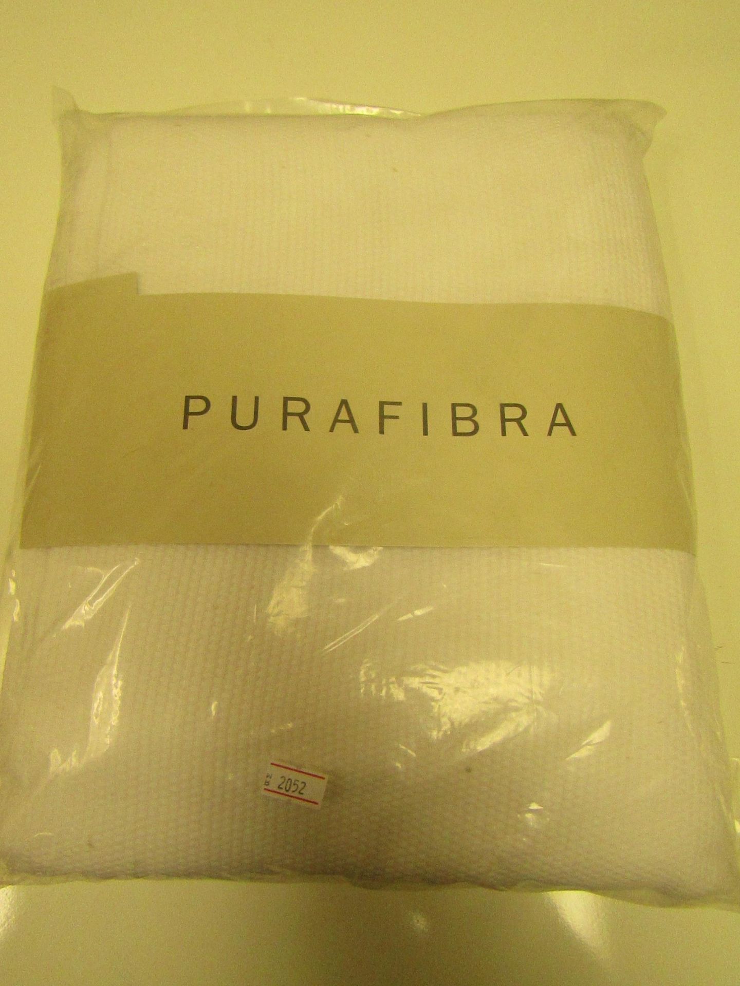 Purafibra Bed Throw White Size 180 X 260 CM White New & Packaged