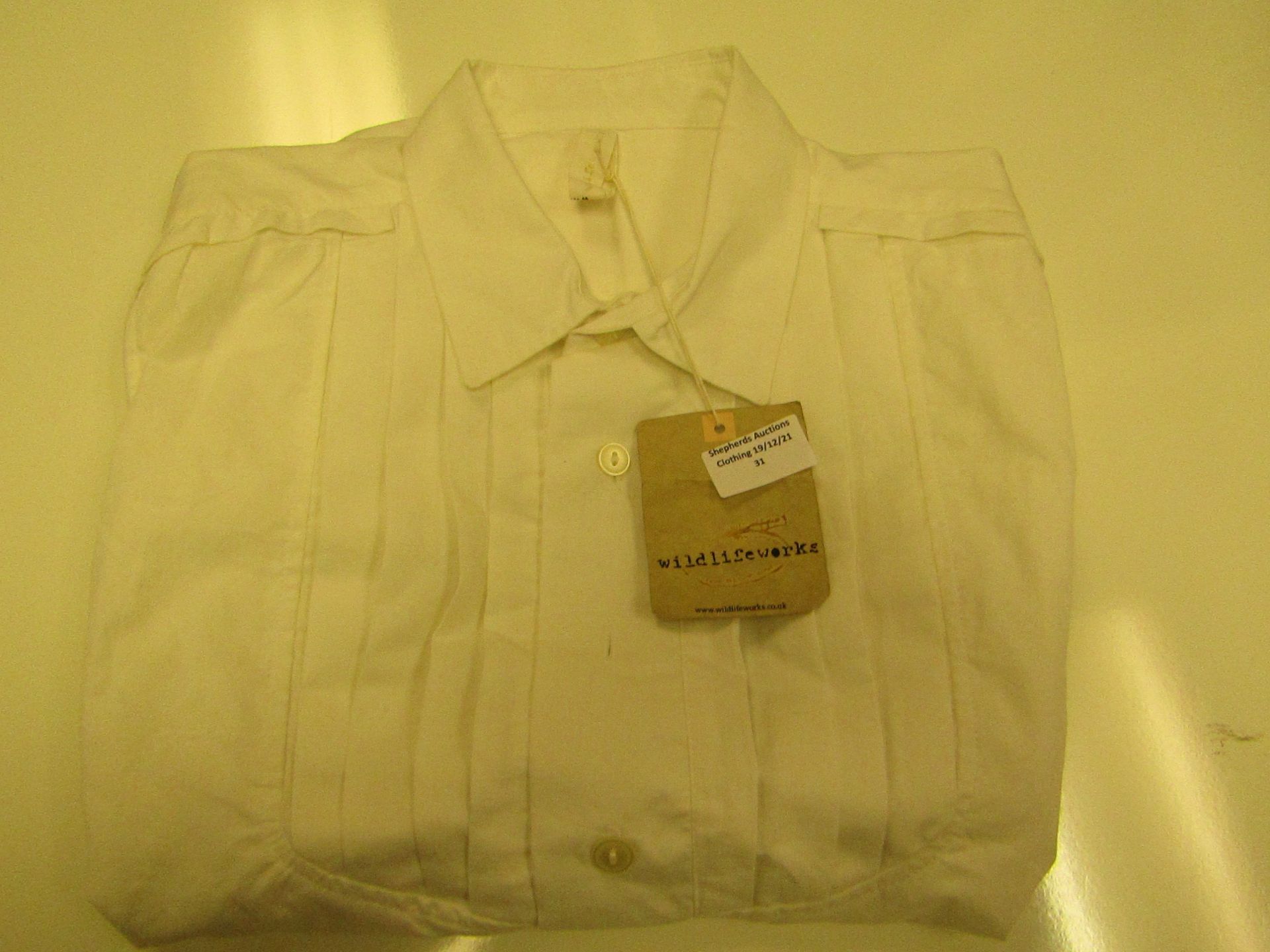 WildLifeworks Blouse Cream Size 10 New with Tags