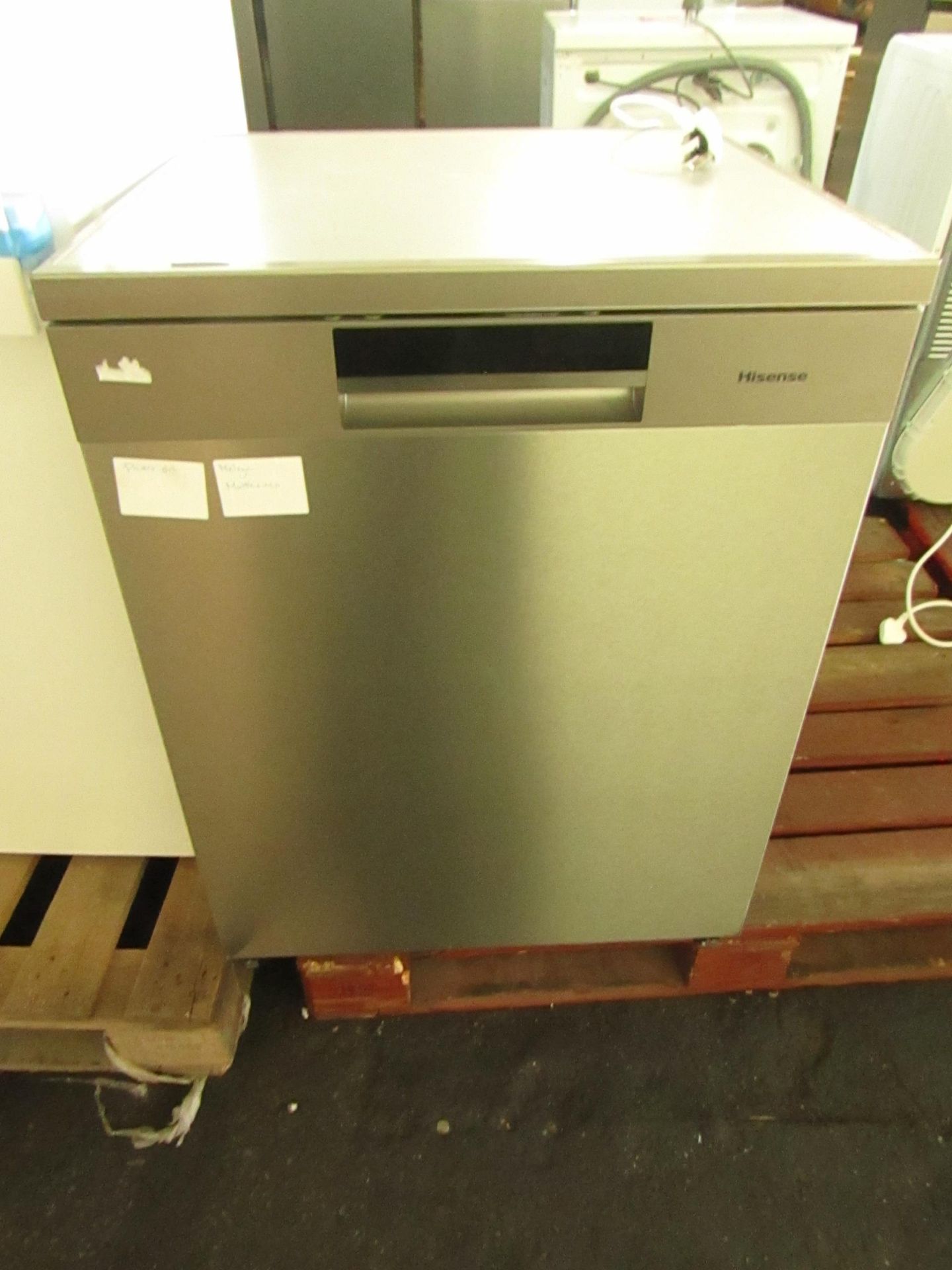 Hisense HS661C60XUK freestadniong dishwasher, powers on but we havent connect it to water or run any