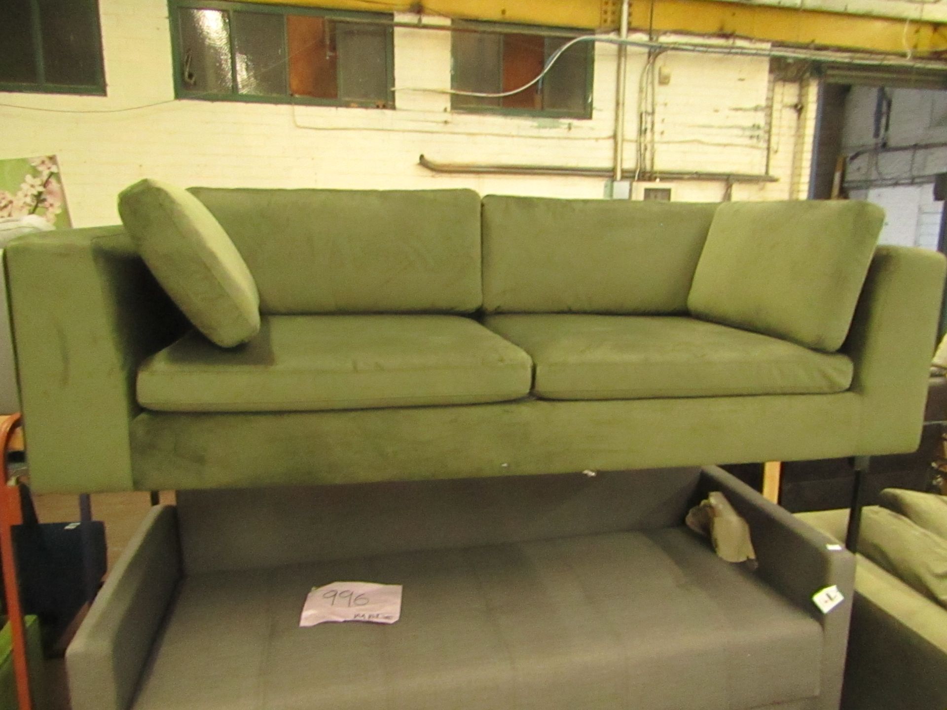 | 1X | MADE.COM 3 SEATER SOFA GREEN VELVET | ITEM HAS A SMALL RIP ON THE BOTTOM FRONT EDGE | VIEWING