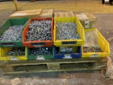 Quantity of Various Sized Nuts,Bolts,Screws Etc