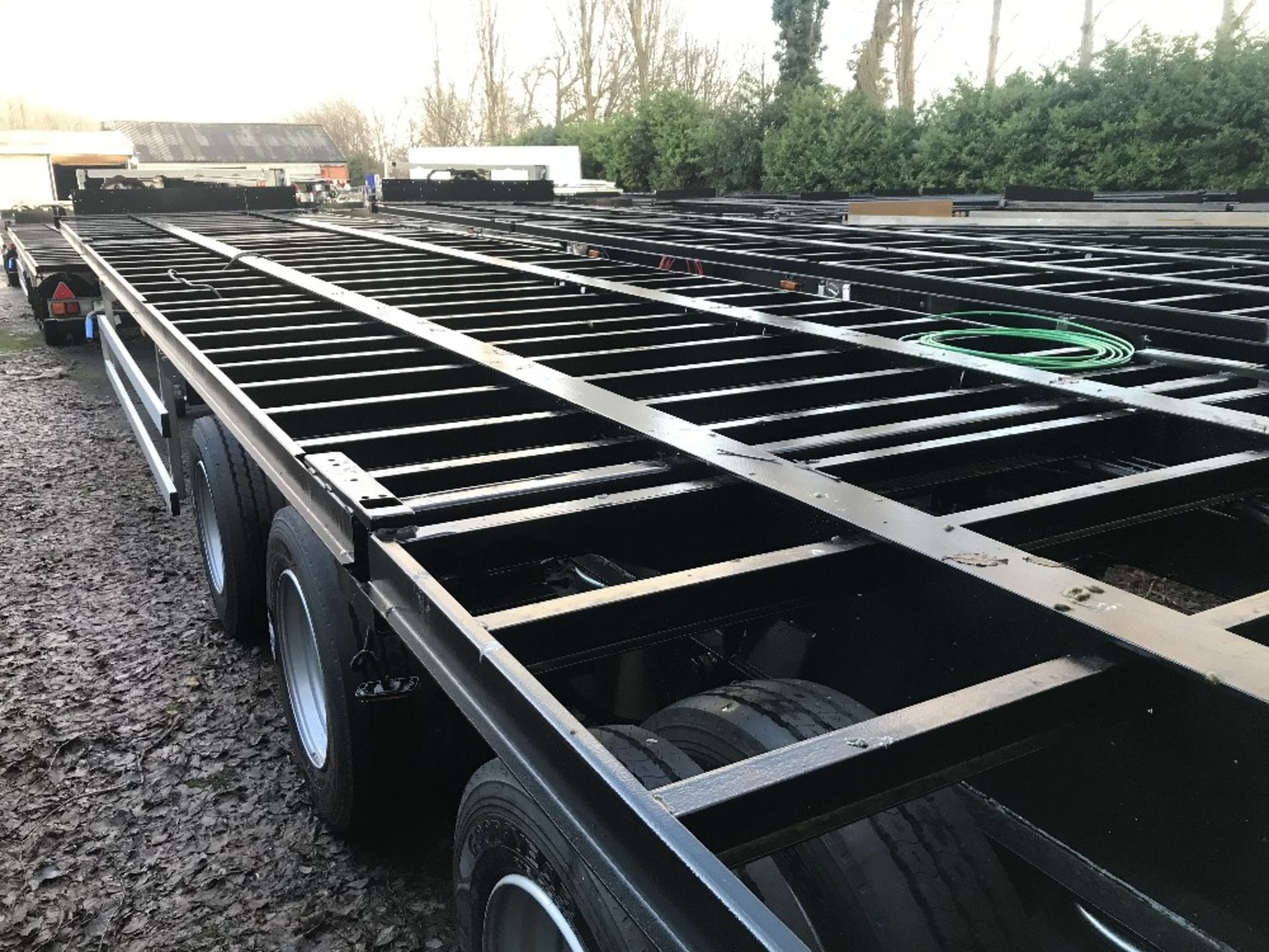 13.6M Straight Frame Double Deck wedge van chassis - Bild 6 aus 6