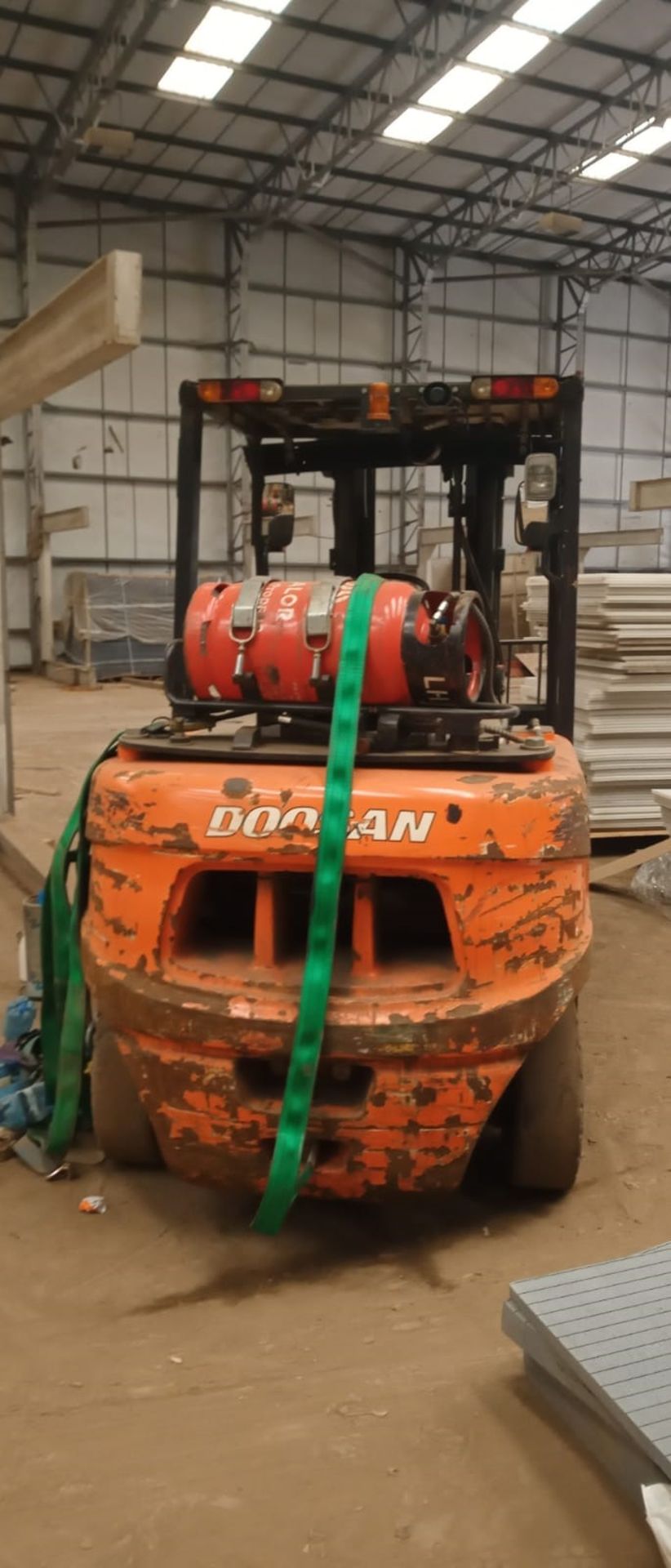 Doosan G55C-7 Gas Powered Forklift - Image 2 of 5