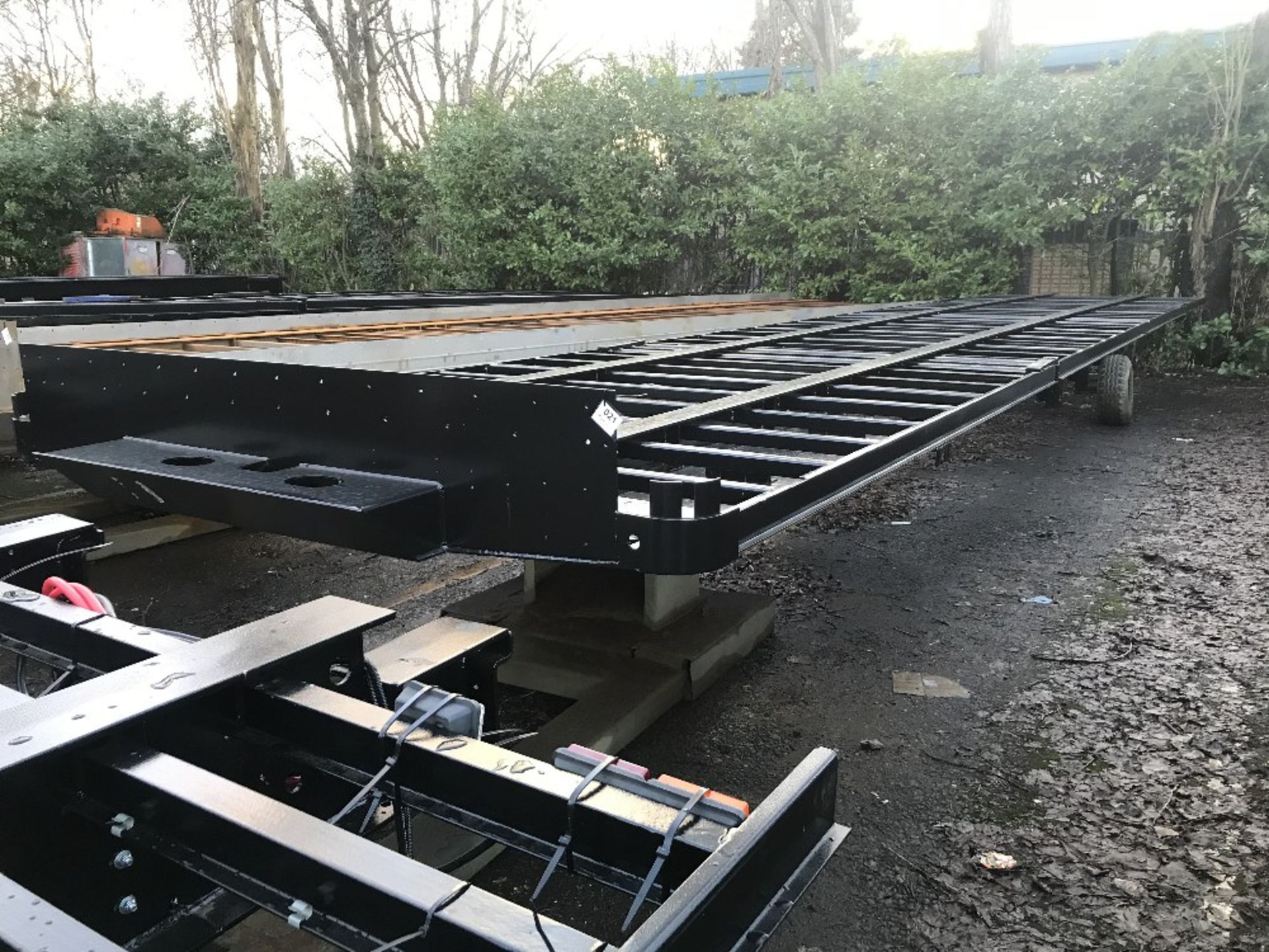 13.6M Straight Frame Double Deck wedge van chassis - Image 2 of 6