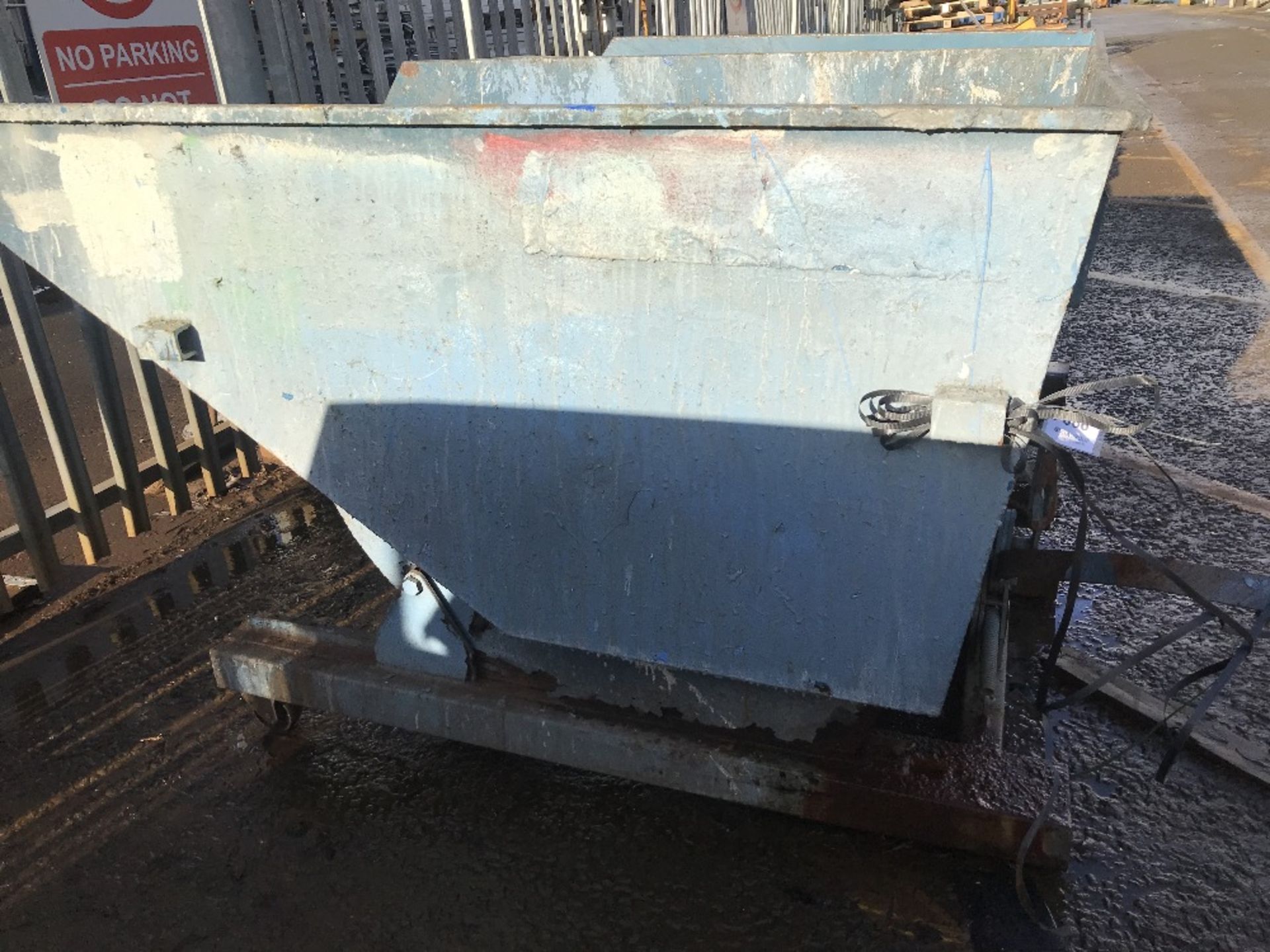 Conquip 1200L Tipping Skip - Bild 7 aus 8