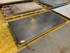 Quantity of Expanded Flattened Steel Mesh