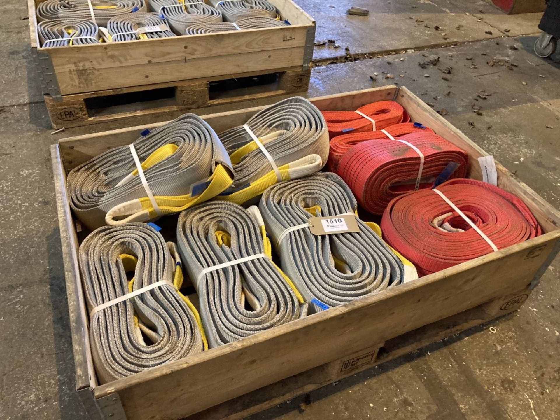 Pallet of Lifting Equipment to include