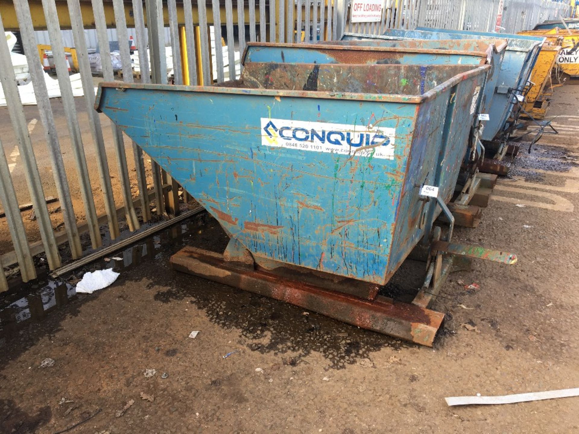 Conquip 1200L Tipping Skip - Image 4 of 7