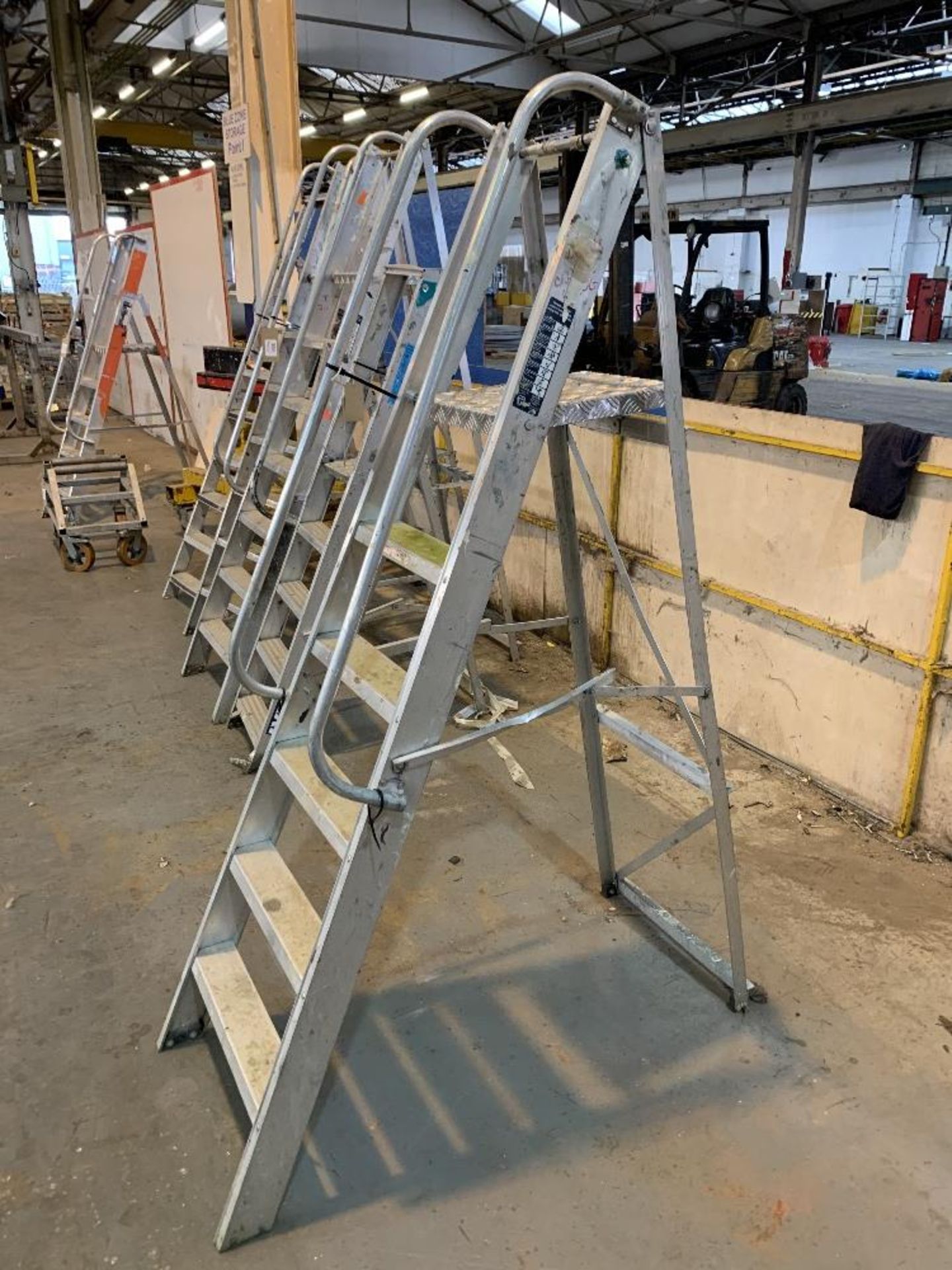 6 Rung Ramsey Ladders Step Ladder - Image 2 of 2