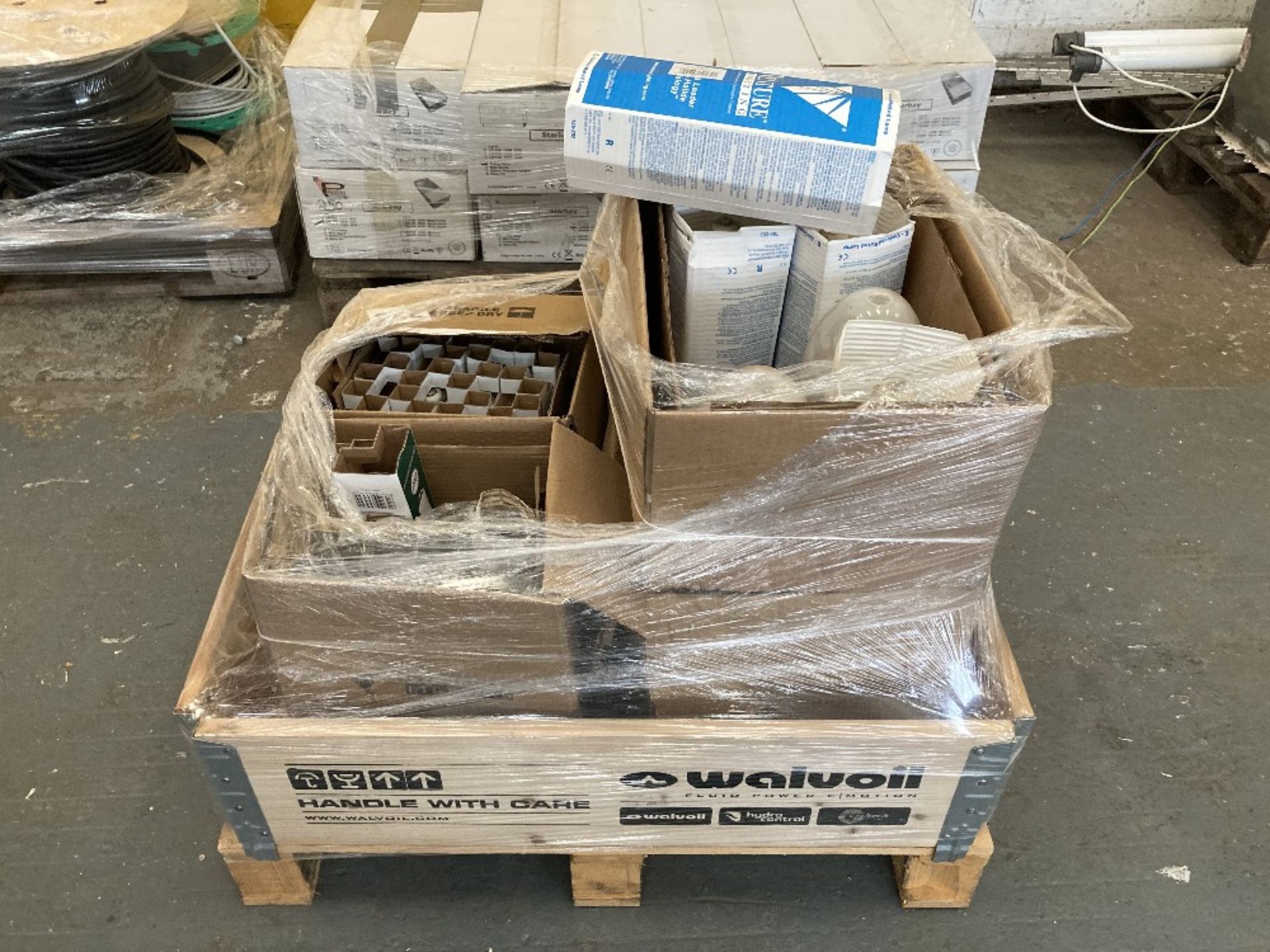 Pallet of Bulbs to include