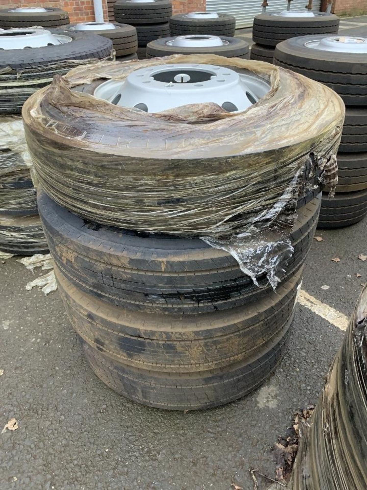 (4) Goodyear Marathon tyres & (4) Accuride Steel Wheels