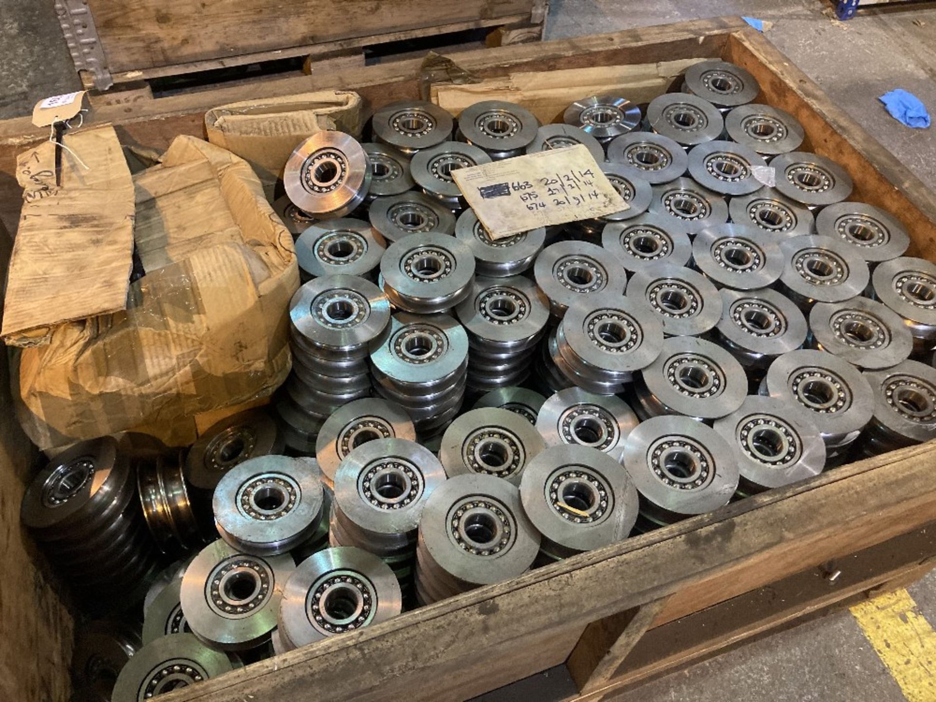 Approximately 700 pulleys with upgraded issue B spec bearings - Image 3 of 5