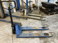 Warrior pallet truck