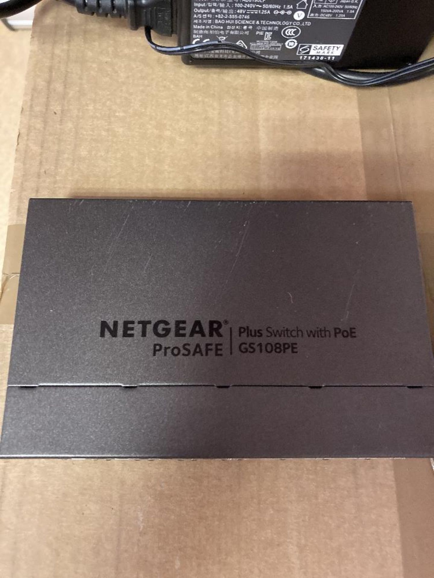 (2) Netgear ProSafe Plus GS108E Switch - 8 ports - Image 2 of 4