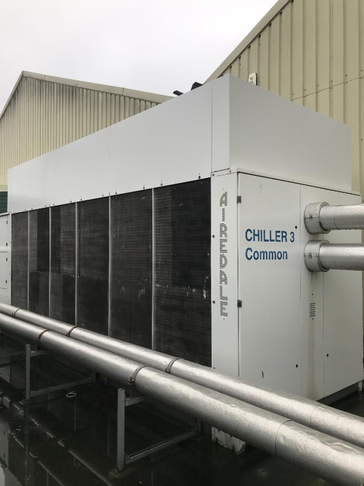 Airedale Ultima multifan chiller unit - Image 2 of 17
