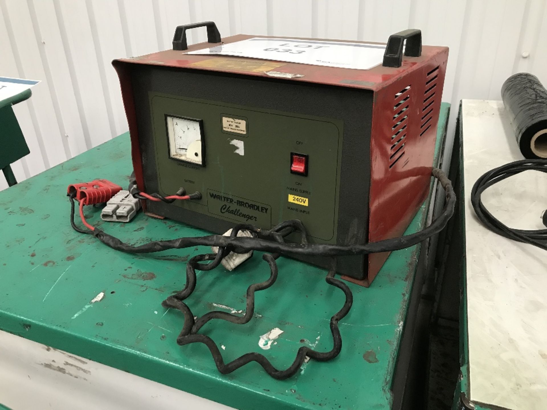 Walter-Broadley Challenger 36V 20A Battery Charger - Image 4 of 4