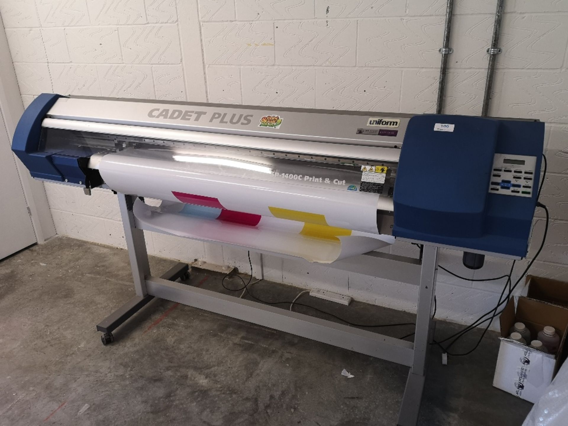 Uniform Cadet Plus SP1400 Print & Cut roll fed four-colour printing machine - Image 3 of 6