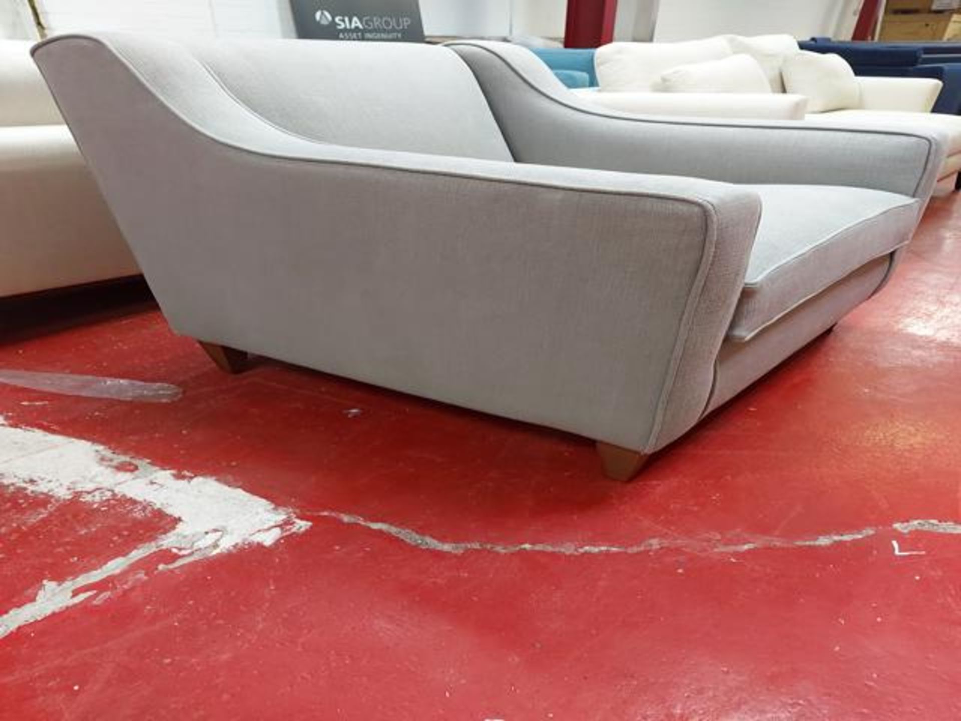 Light grey single sofa/armchair - Image 2 of 3