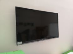LG Flatscreen TV 40"