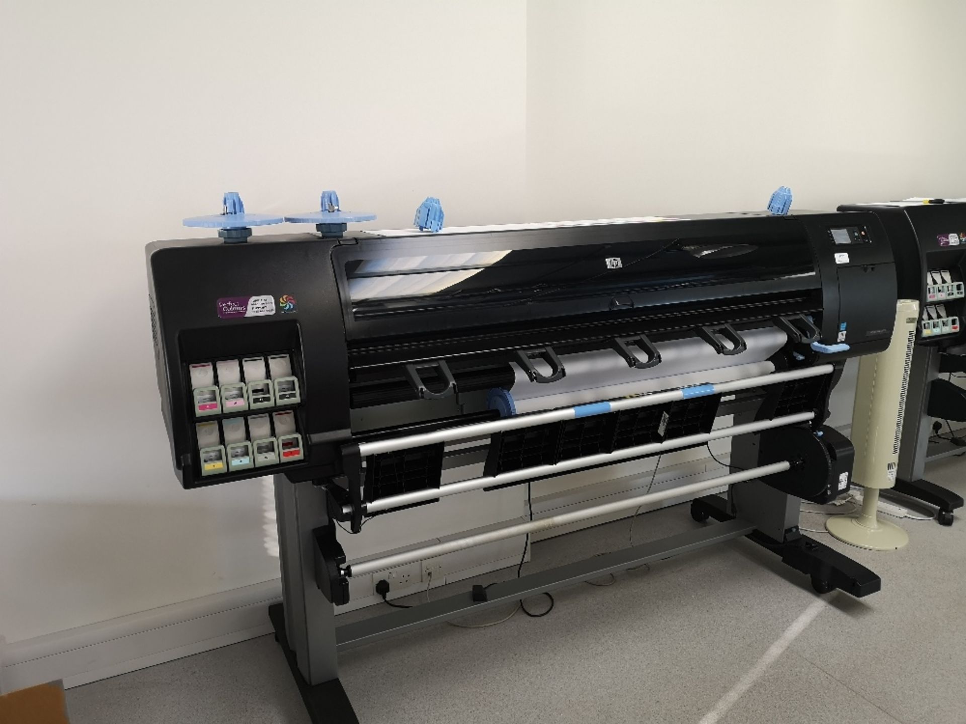 HP DesignJet Z6200 Photo 8-colour roll-to-roll printer - Image 2 of 6