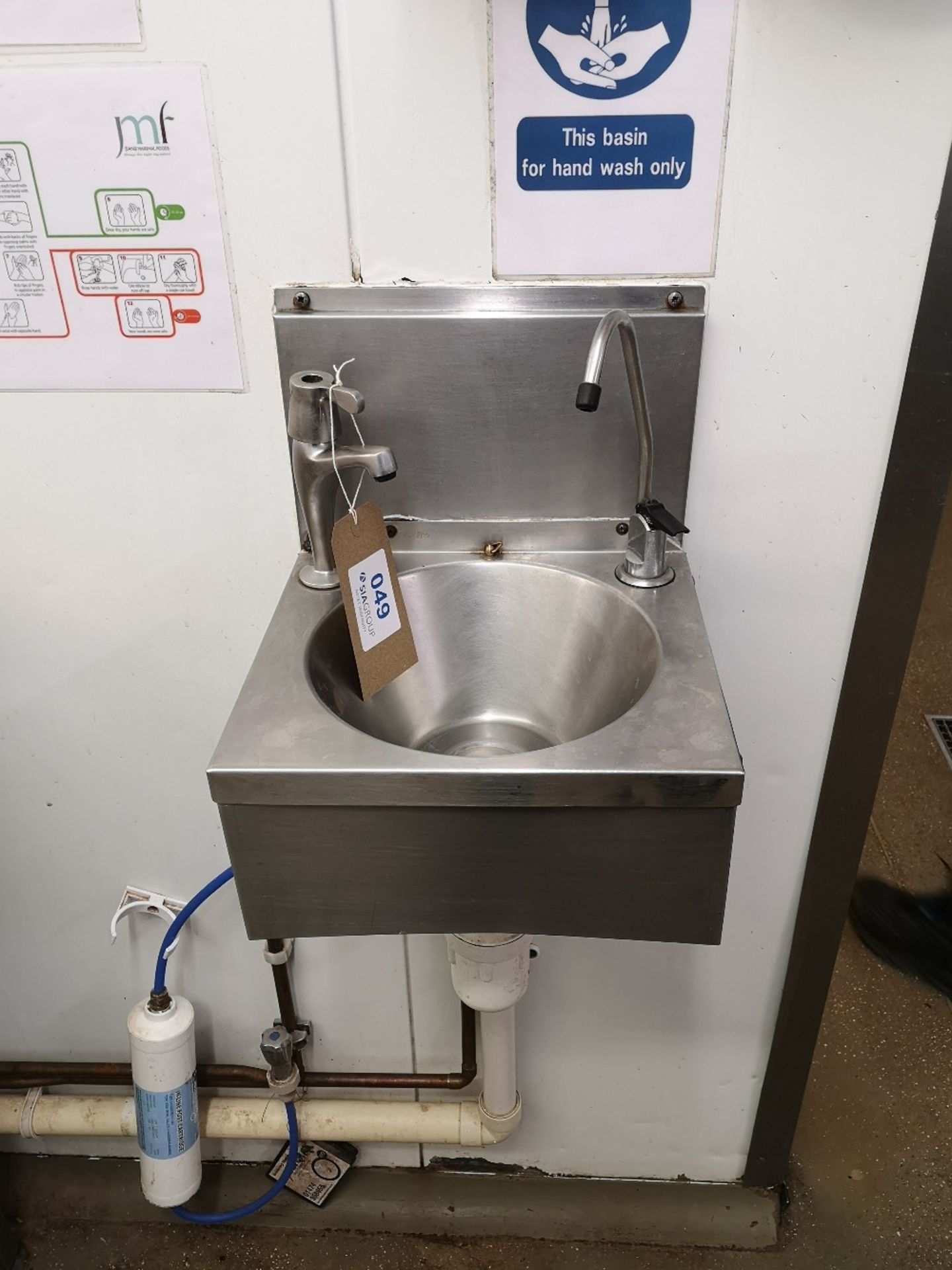 Stainless Steel Wall Fixed Hand Wash Basin