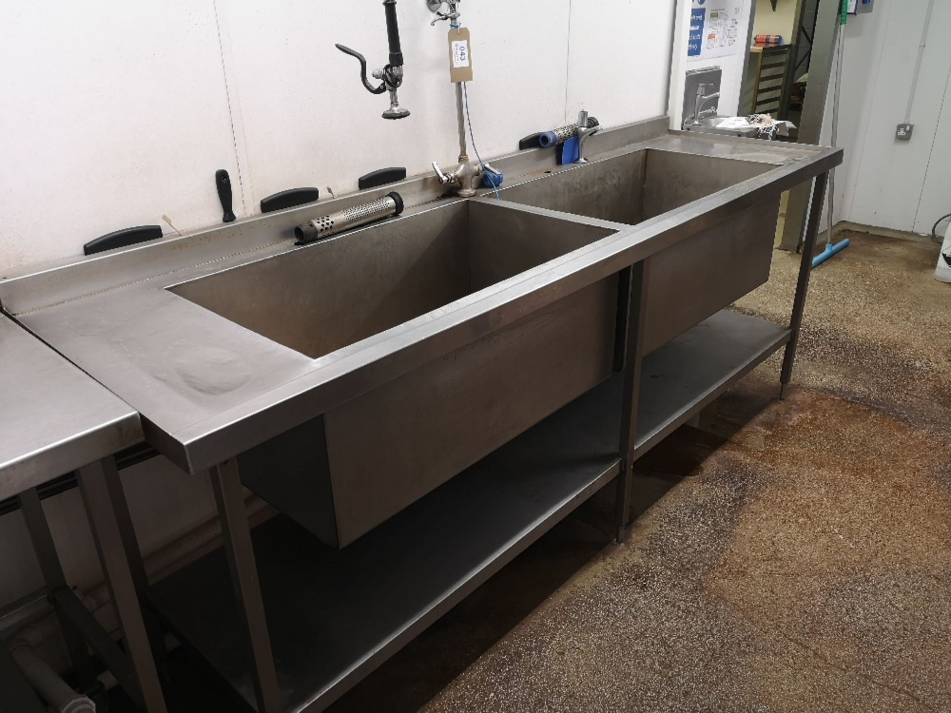 Stainless Steel Double Deep Bowl Sink Basin Unit with Spray Tap - Image 2 of 3