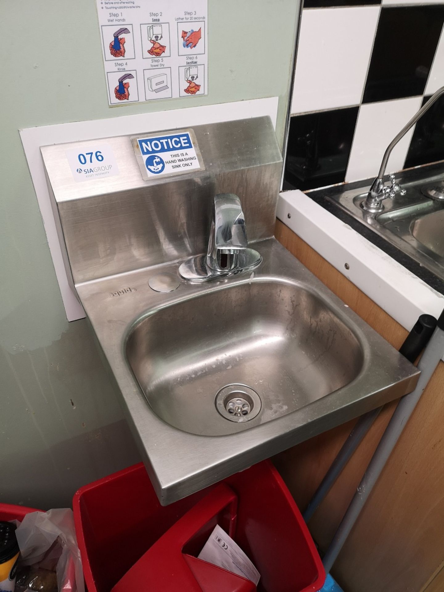 Stainless Steel Wall Fixed Hand Wash Basin - Image 2 of 2