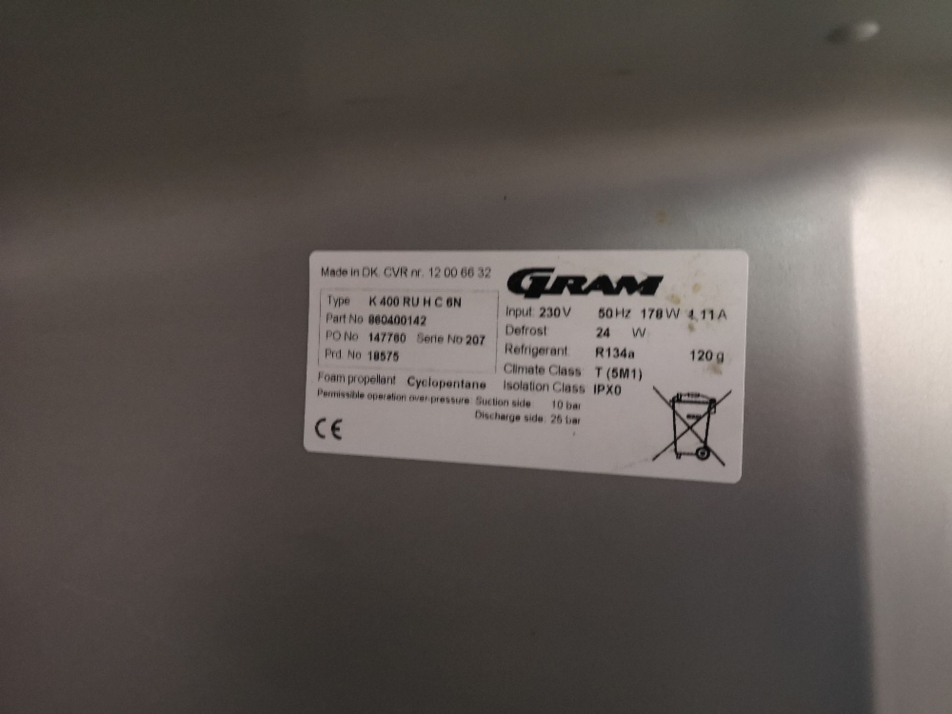 Gram K400 Upright Stainless Steel Fridge - Image 2 of 2