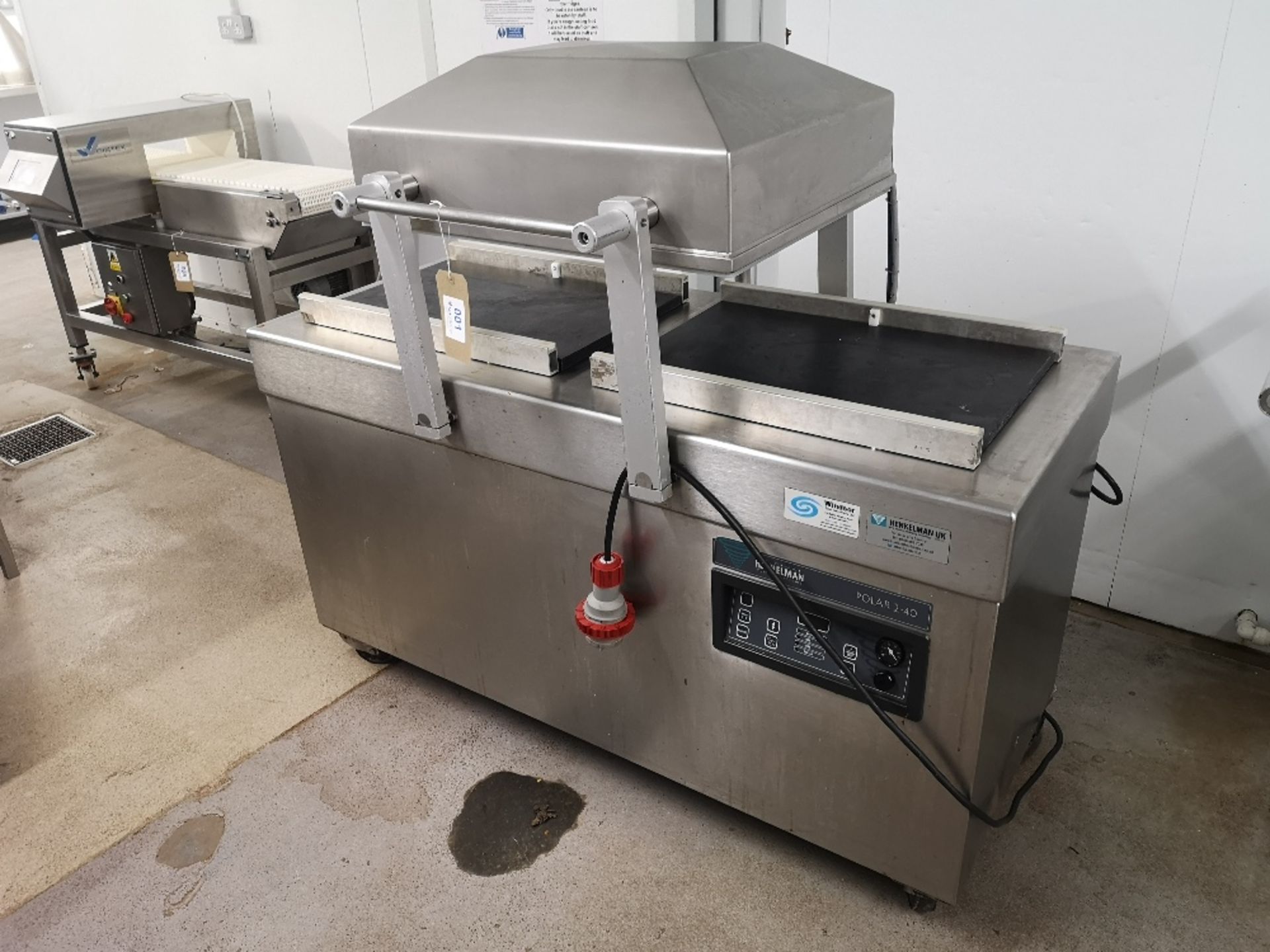 Henkelman Polar 2-40 Double Chamber Vacuum Packer - Image 3 of 7