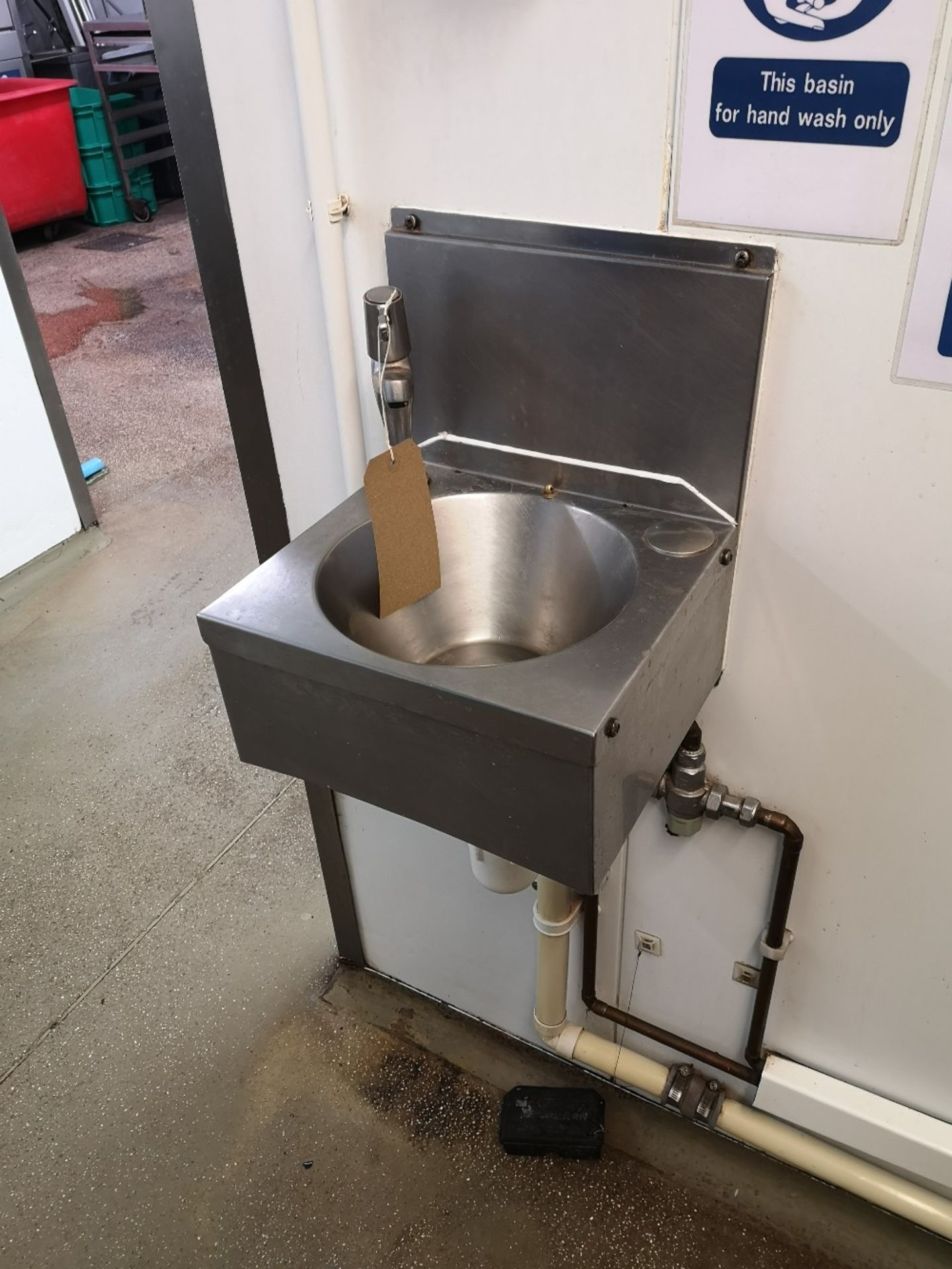 Stainless Steel Wall Fixed Hand Wash Basin - Image 2 of 2