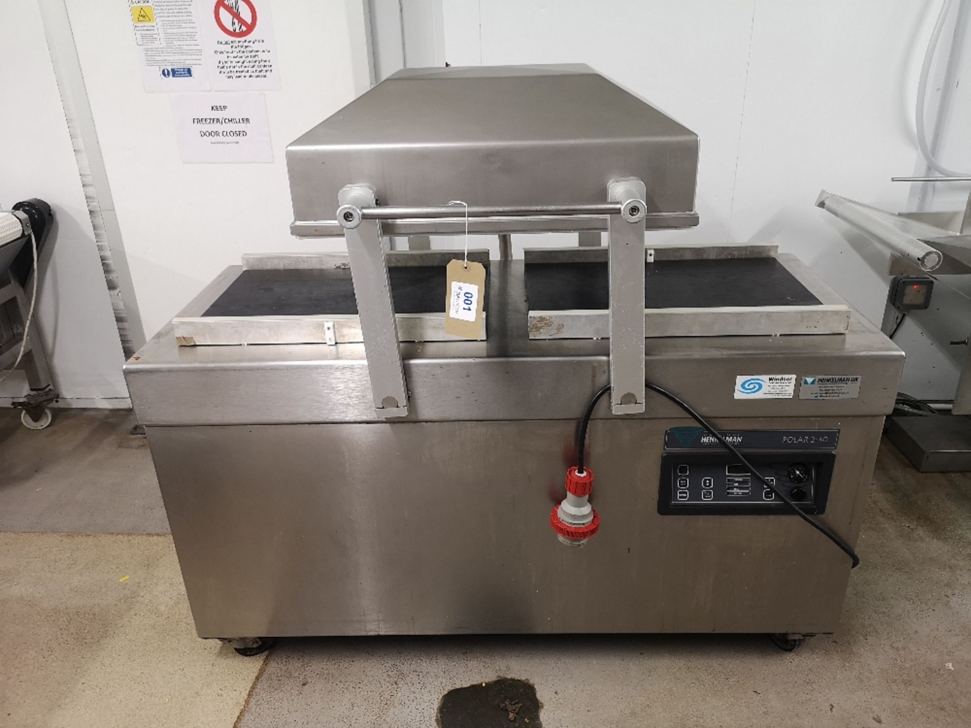 Henkelman Polar 2-40 Double Chamber Vacuum Packer