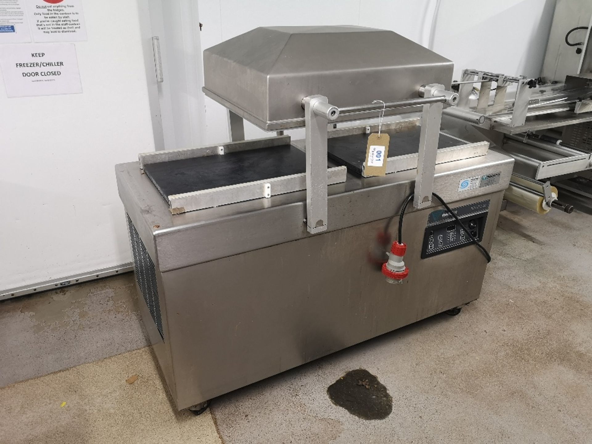 Henkelman Polar 2-40 Double Chamber Vacuum Packer - Image 4 of 7