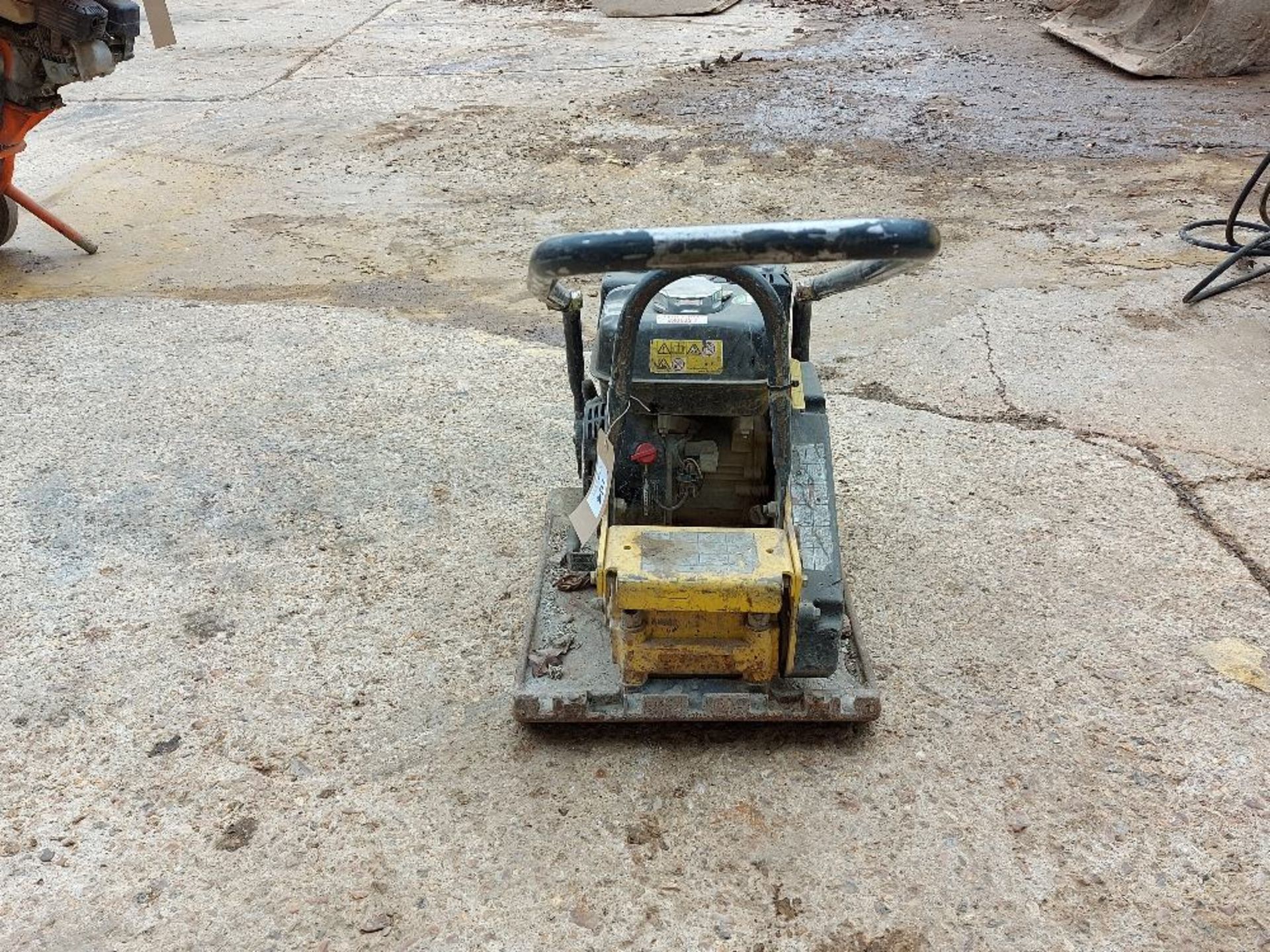 Bomag BP18/45 Petrol Vibratory Compactor Plate 450mm - Image 4 of 5