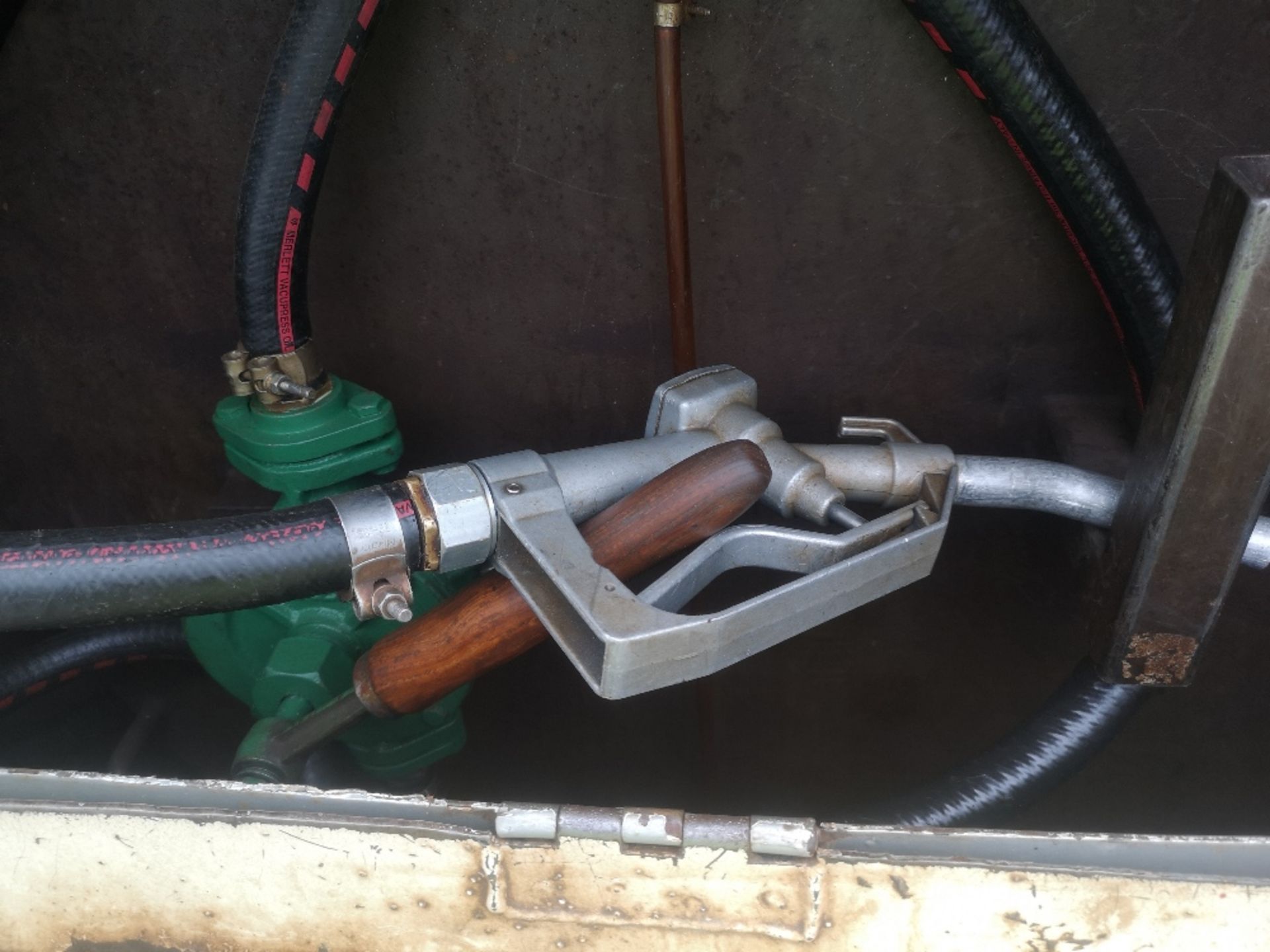 Towable Diesel Fuel Bowser - Image 5 of 5