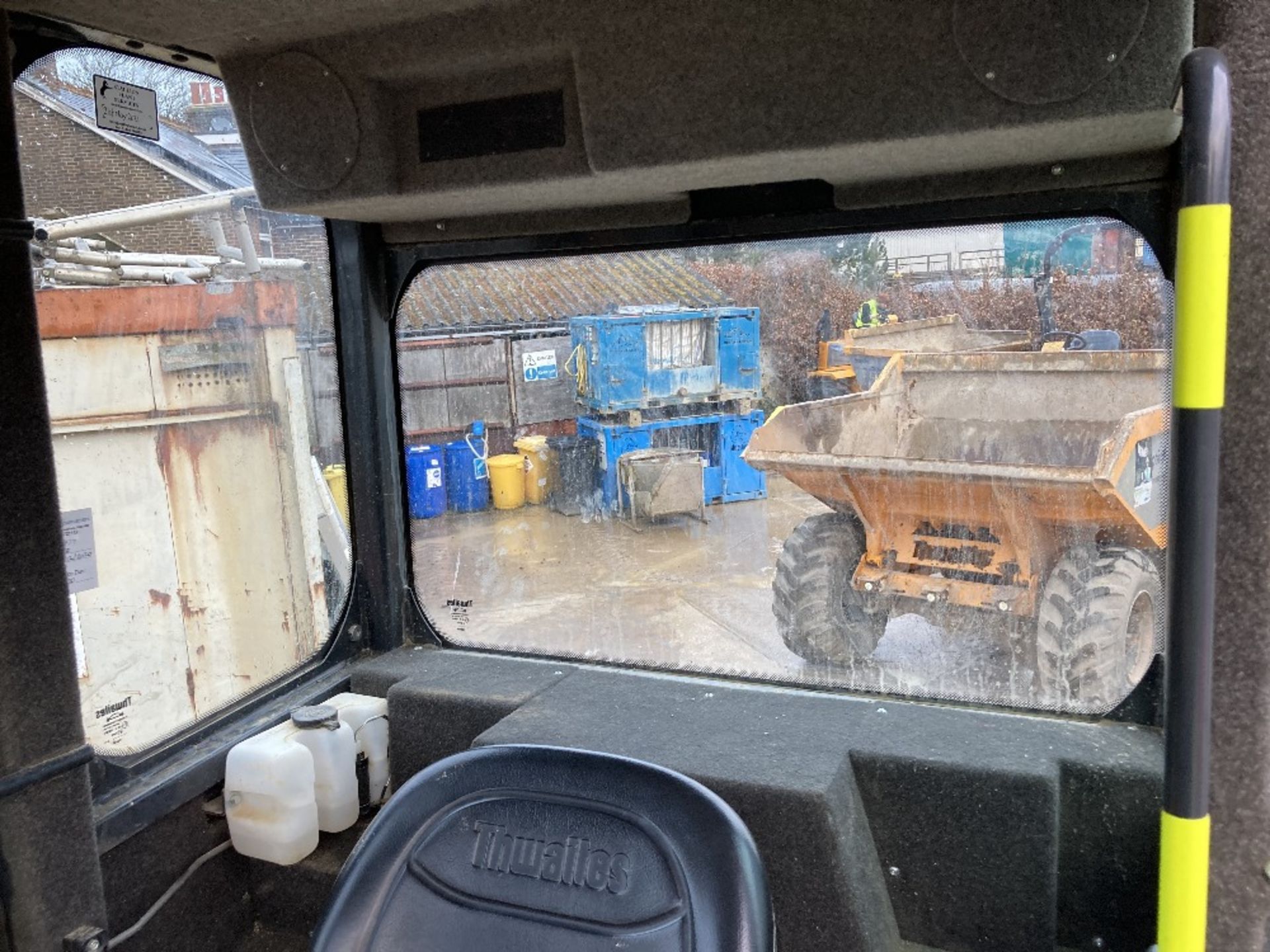 2019 Thwaites 9T forward tip Cabbed 4X4 Dumper - Image 11 of 19