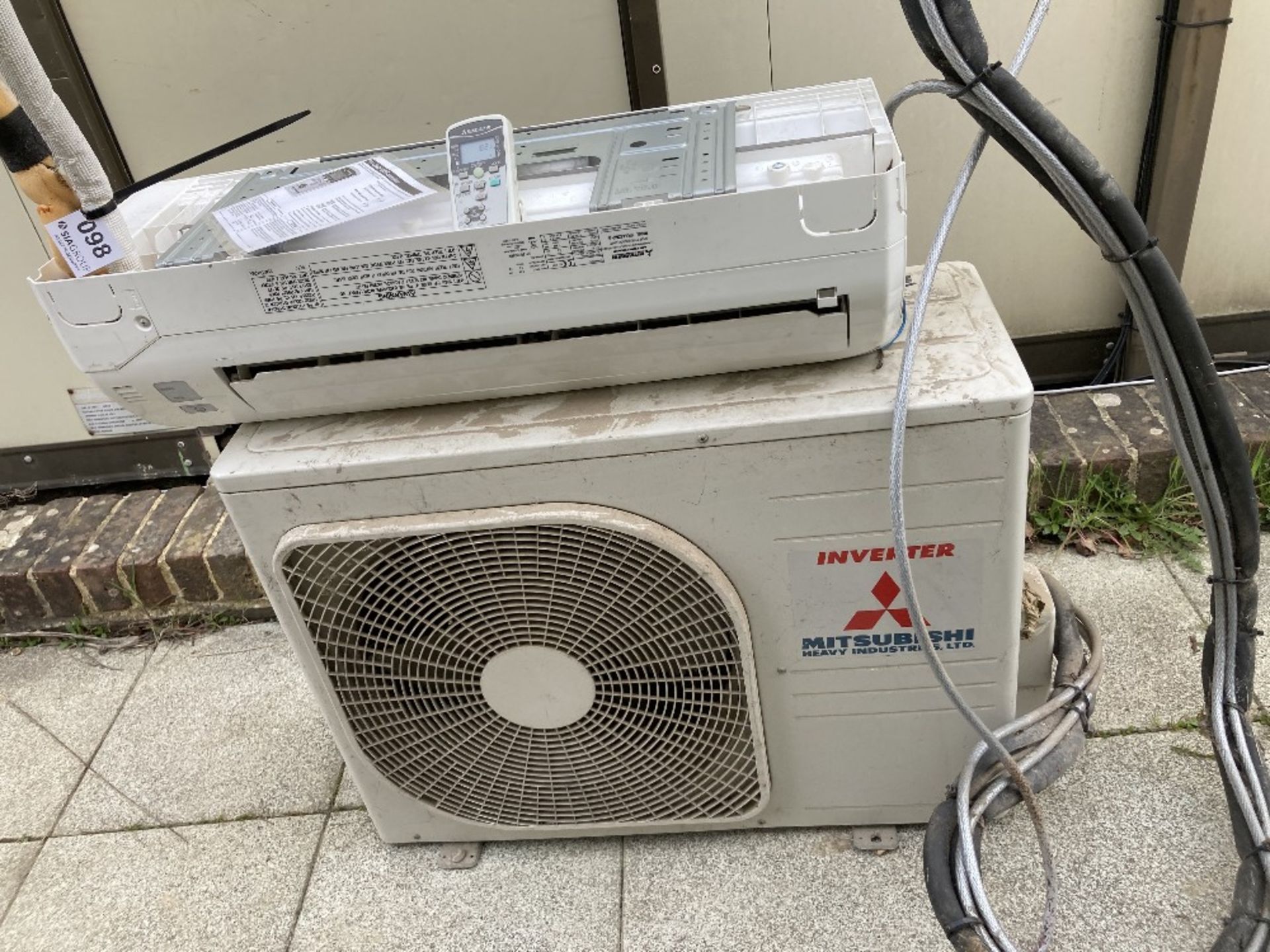 Mitsubishi Air Conditioning Unit - Image 2 of 6