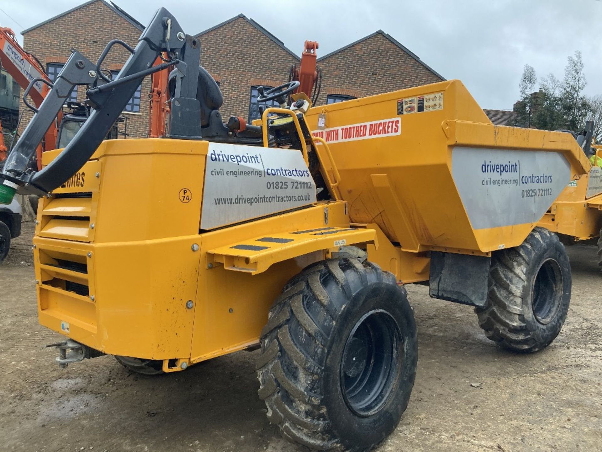 2018 Thwaites 9T forward tip 4X4 Dumper - Image 6 of 11