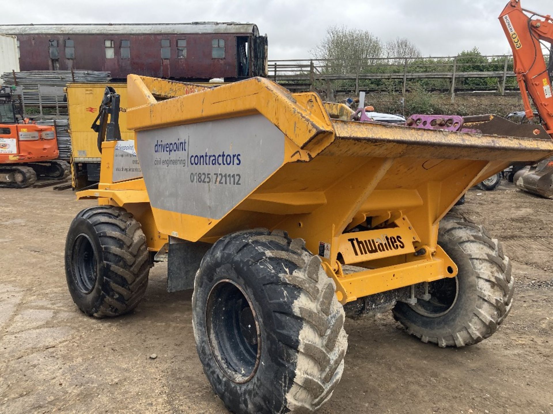 2018 Thwaites 9T forward tip 4X4 Dumper - Image 5 of 11