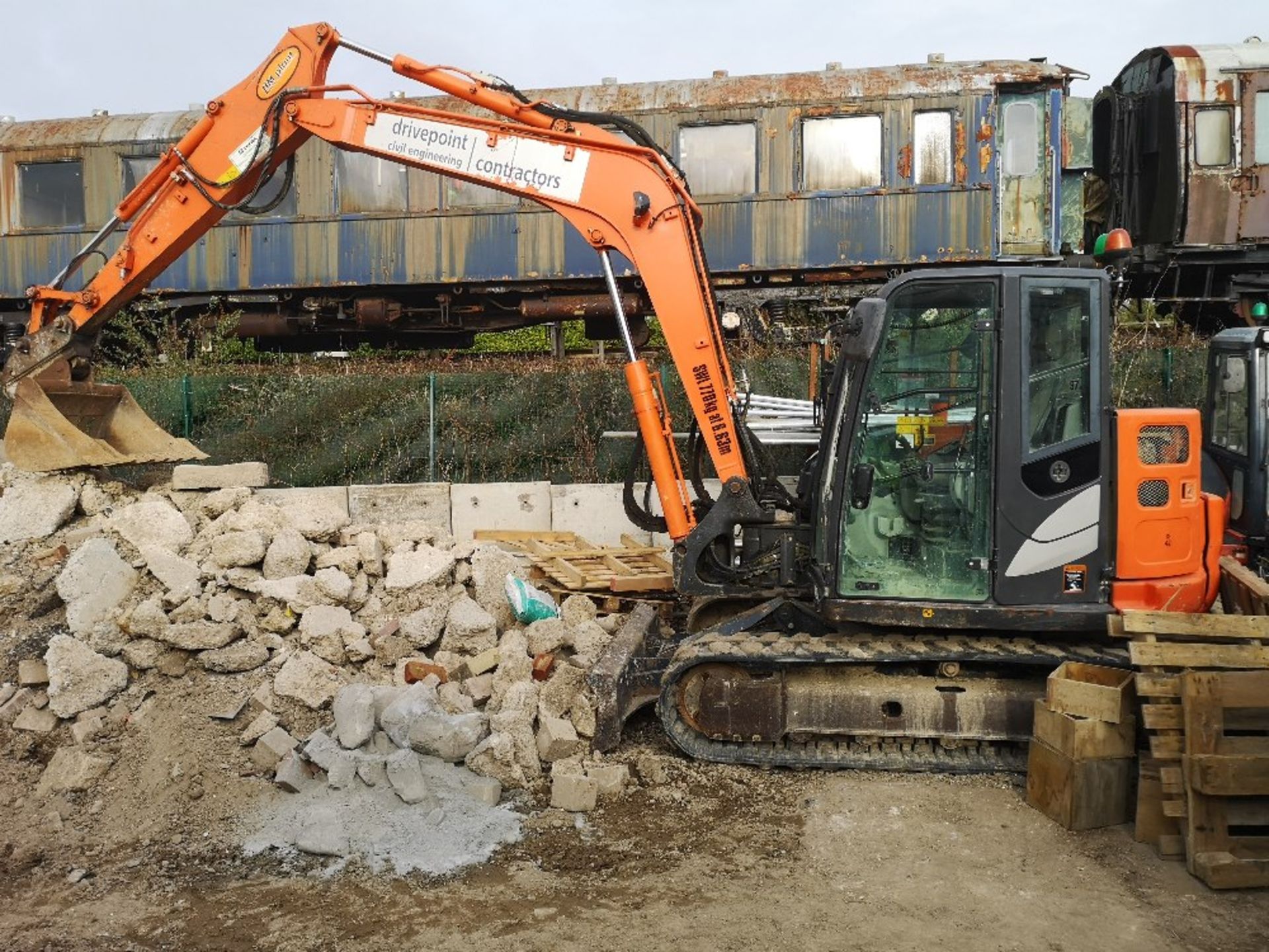 2013 Hitachi ZX85USB-5A Midi Excavator - Image 16 of 21