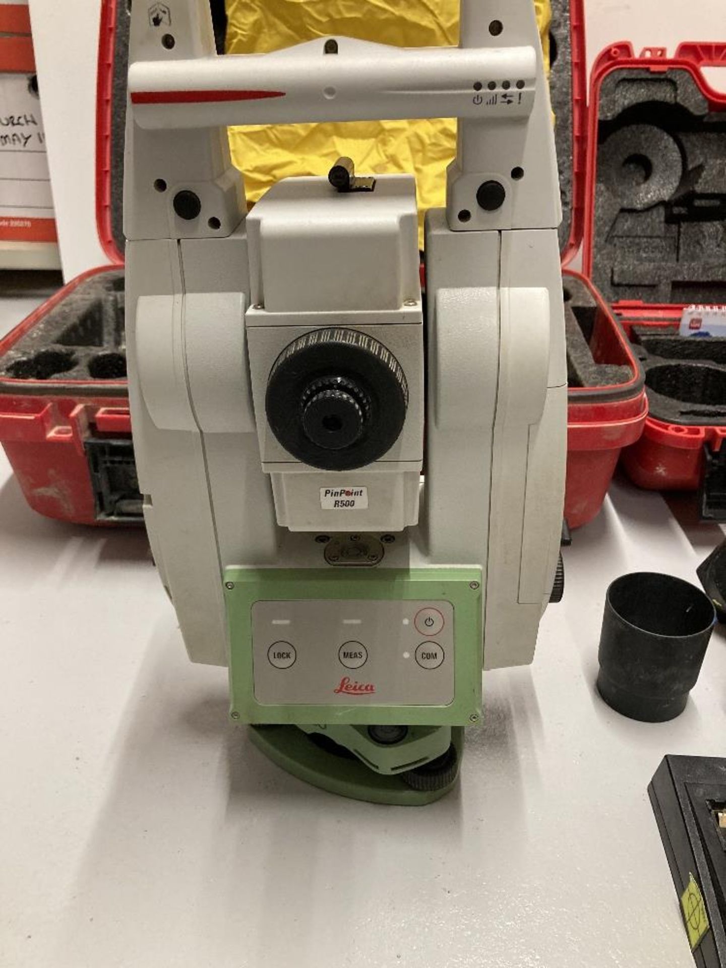 Leica TS13 Robotic Total Station Kit c/w CS20 Field Controller Kit - Image 5 of 23