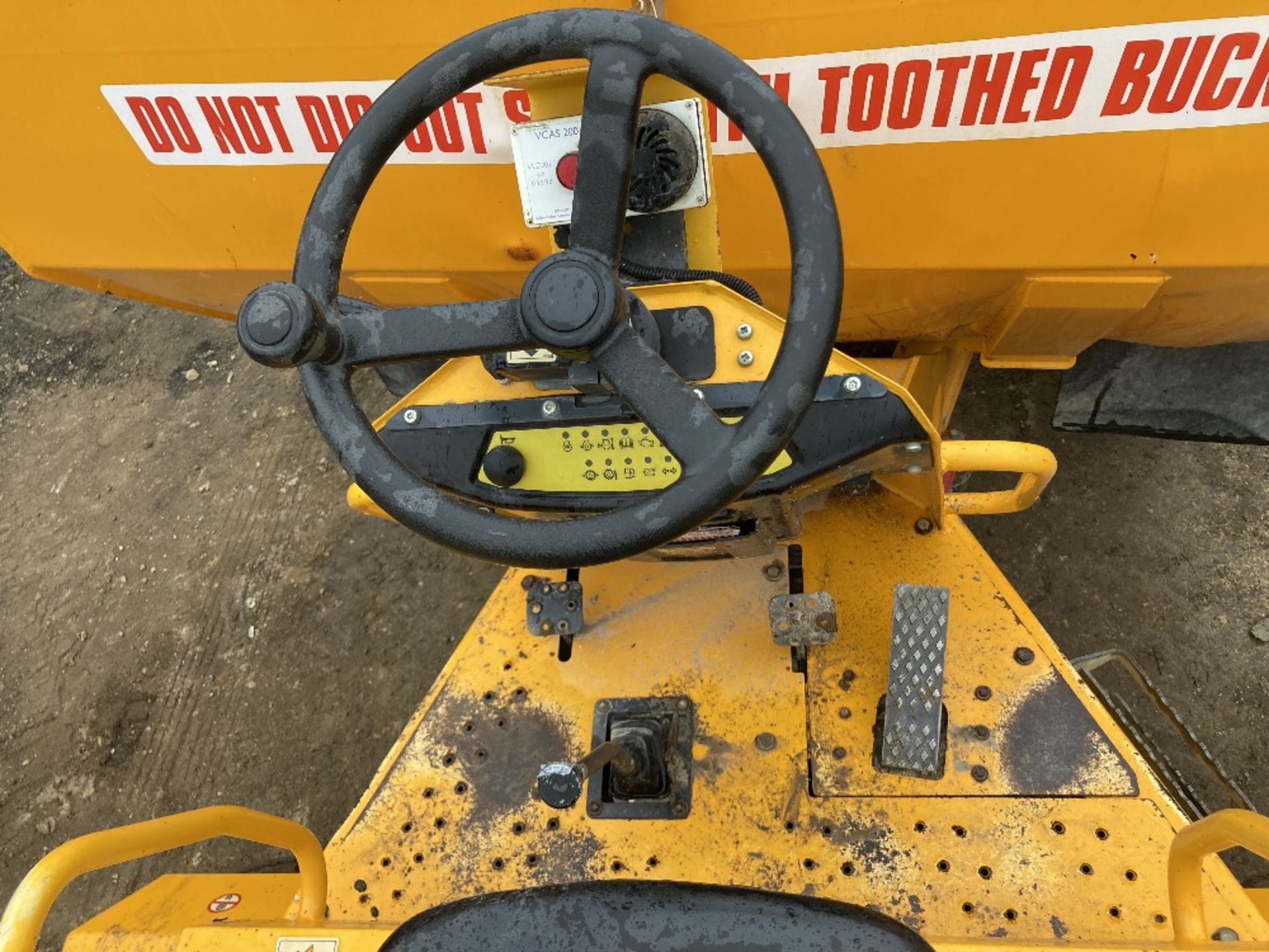 2018 Thwaites 9T forward tip 4X4 Dumper - Image 9 of 11