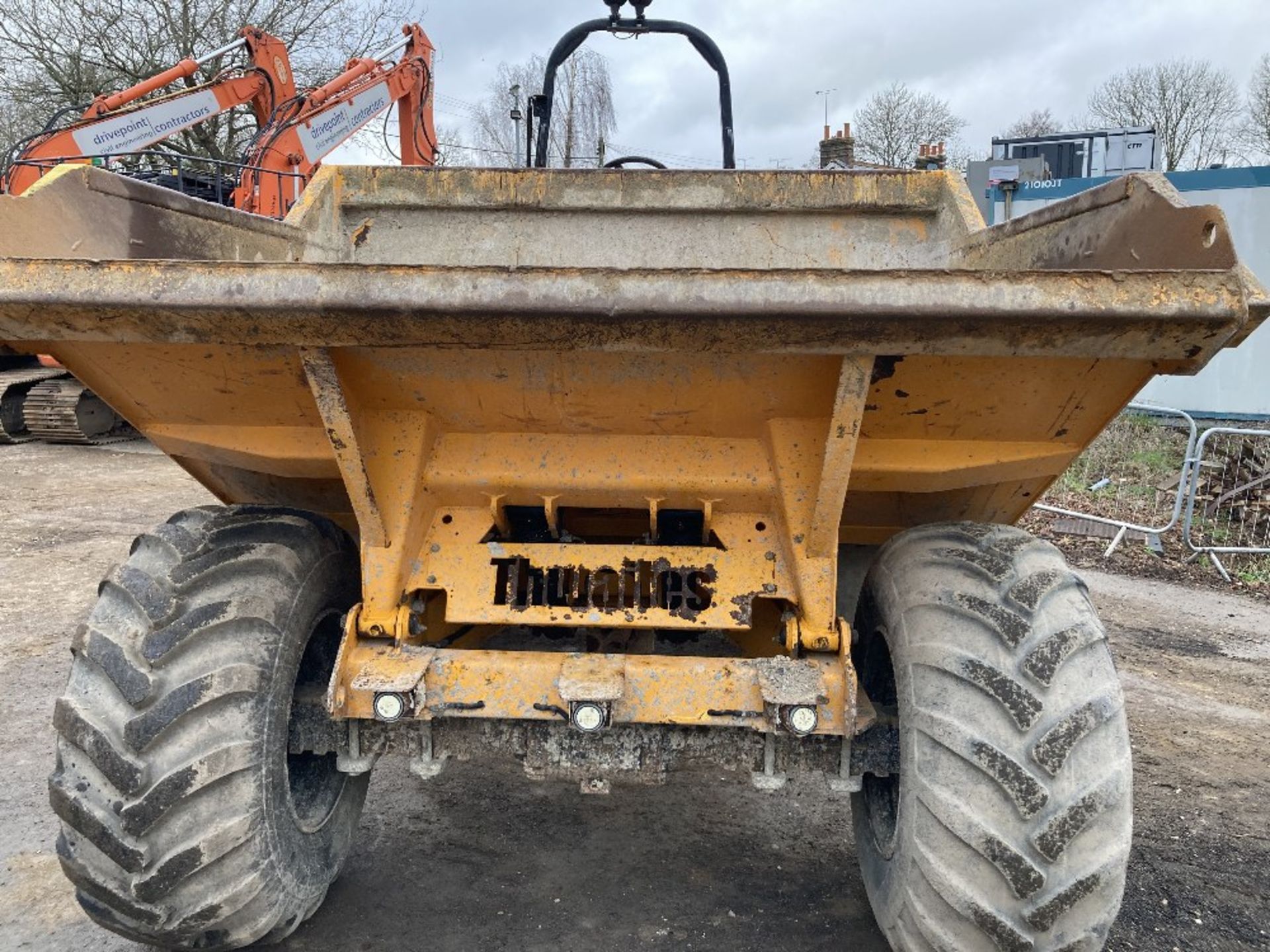 2016 Thwaites 9T forward tip 4X4 Dumper - Image 8 of 11